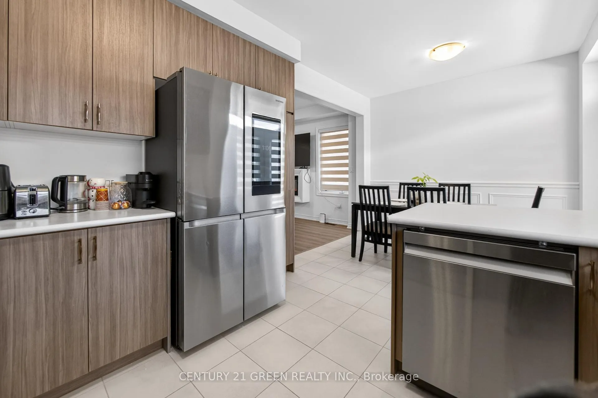 Photo 26 of 271 Great Falls Boulevard E, Hamilton, Waterdown — HOMEH