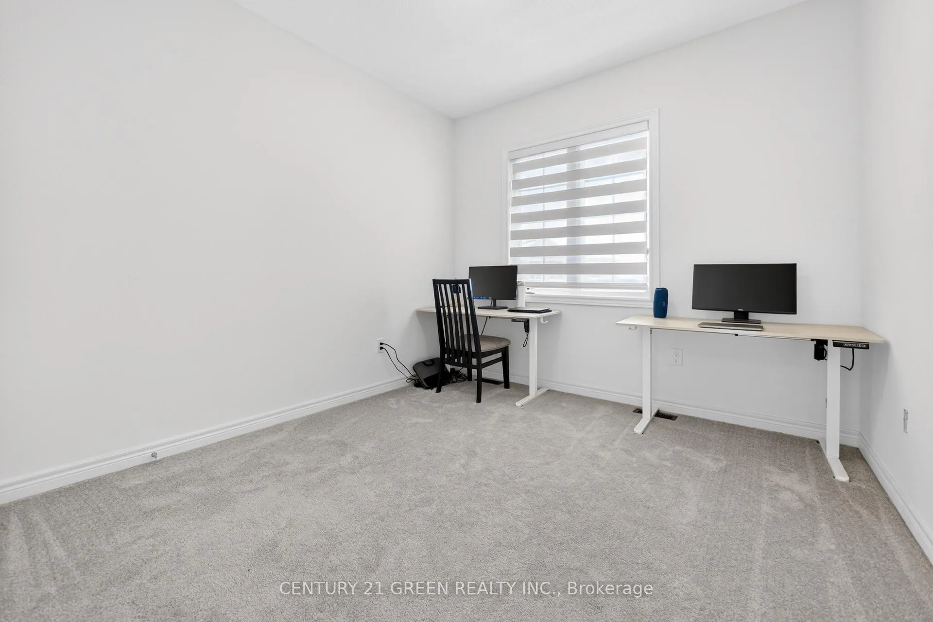 Photo 33 of 271 Great Falls Boulevard E, Hamilton, Waterdown — HOMEH