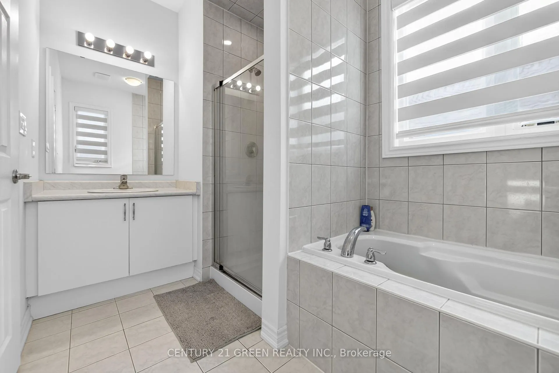 Photo 43 of 271 Great Falls Boulevard E, Hamilton, Waterdown — HOMEH