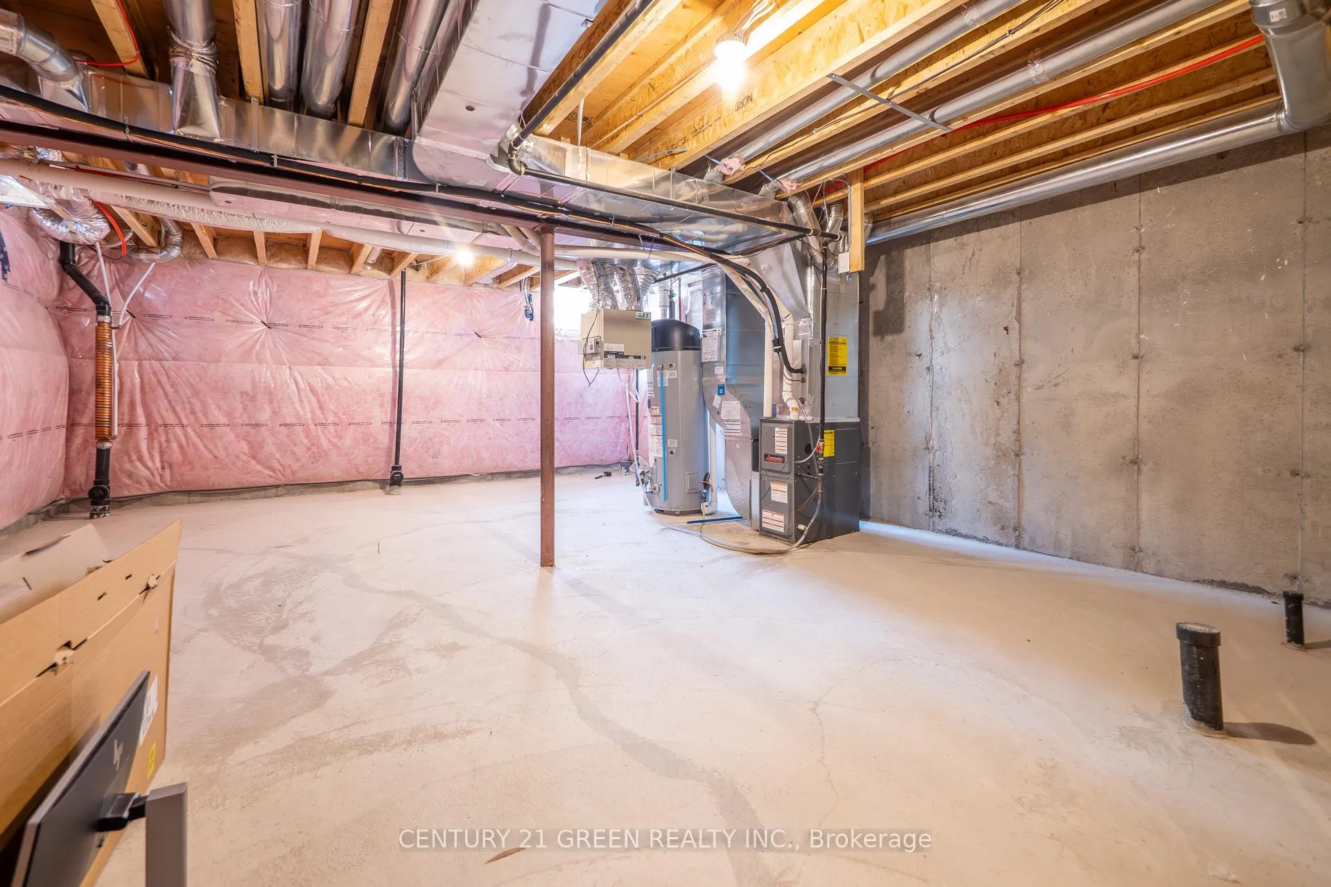 Photo 46 of 271 Great Falls Boulevard E, Hamilton, Waterdown — HOMEH