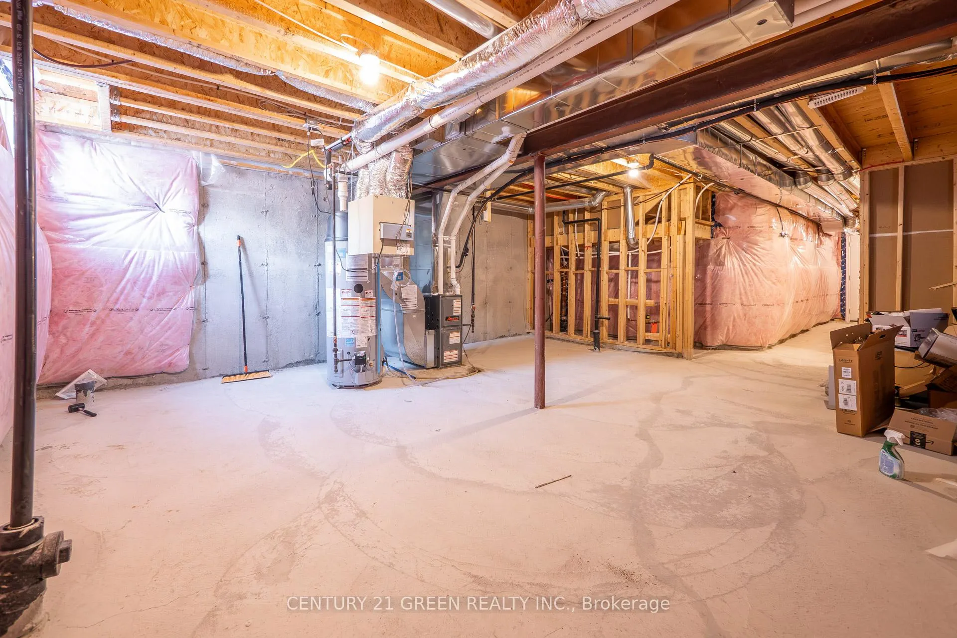 Photo 47 of 271 Great Falls Boulevard E, Hamilton, Waterdown — HOMEH