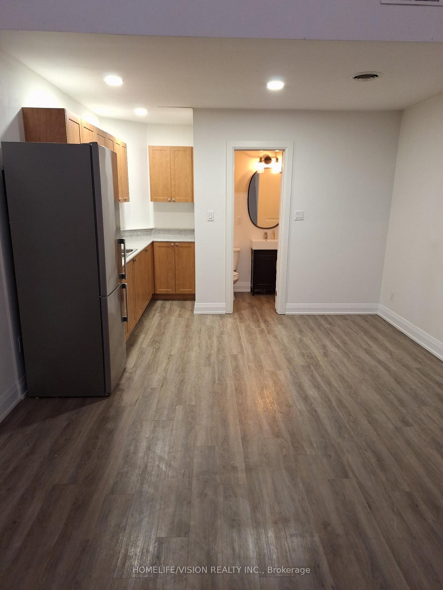 Photo 1 of Unit 5, 16 Dunlop Street E, Barrie, City Centre — HOMEH