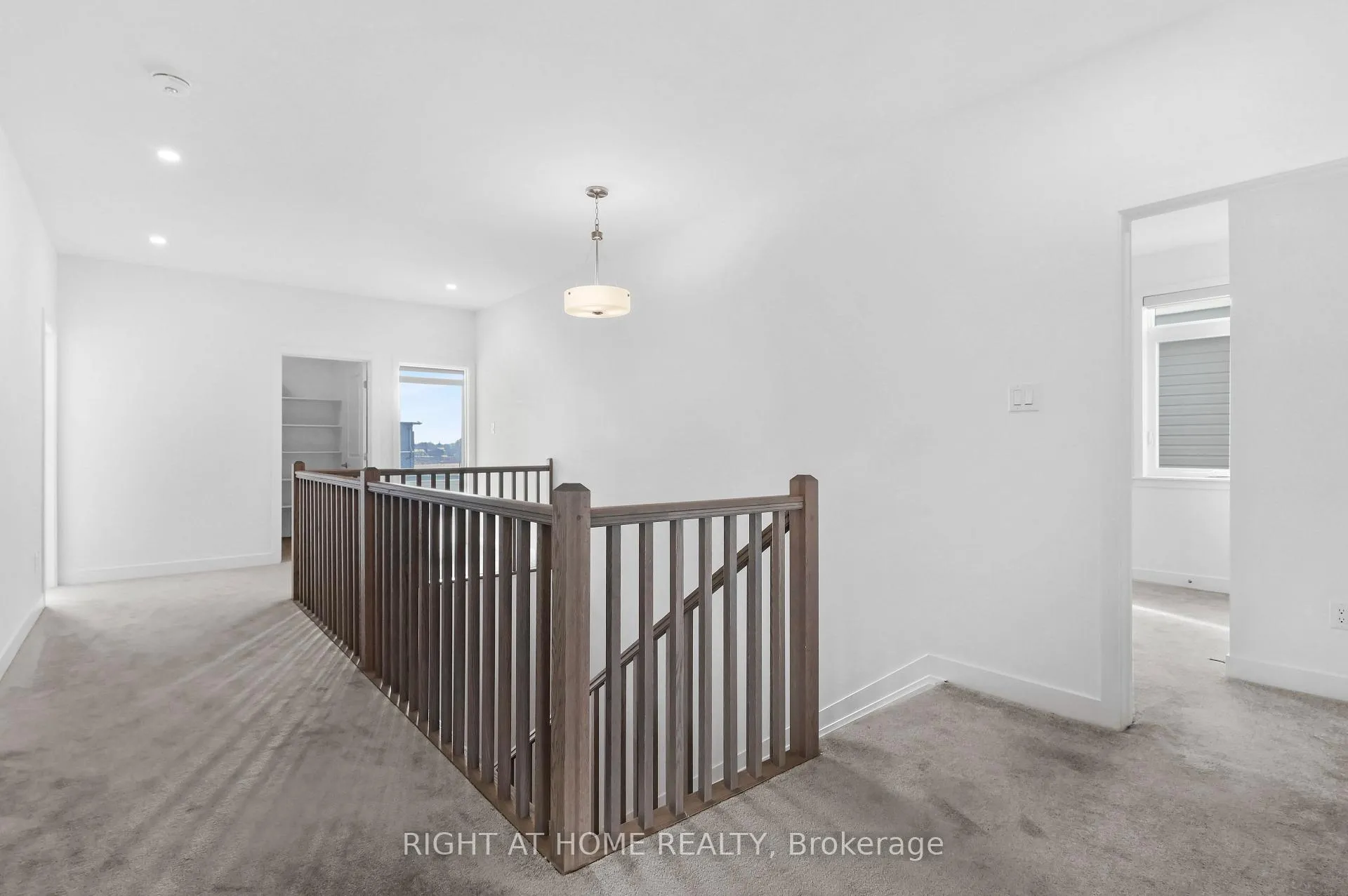 Photo 17 of 2020 Acoustic Way, Ottawa, Riverside South/Gloucester Glen — HOMEH