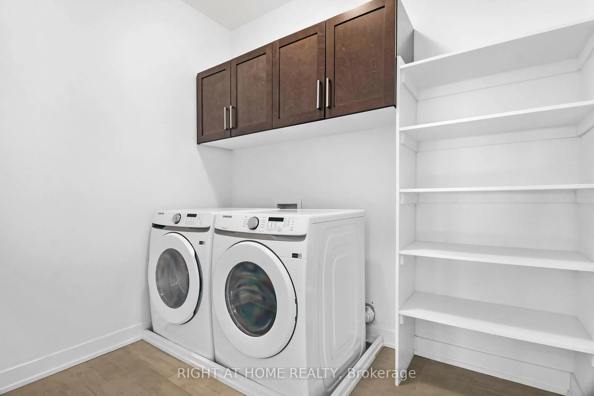 Photo 25 of 2020 Acoustic Way, Ottawa, Riverside South/Gloucester Glen — HOMEH