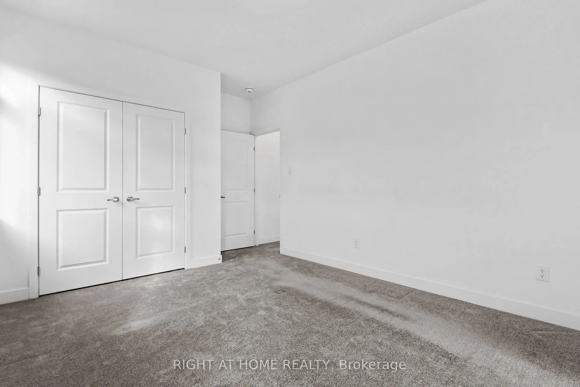 Photo 29 of 2020 Acoustic Way, Ottawa, Riverside South/Gloucester Glen — HOMEH