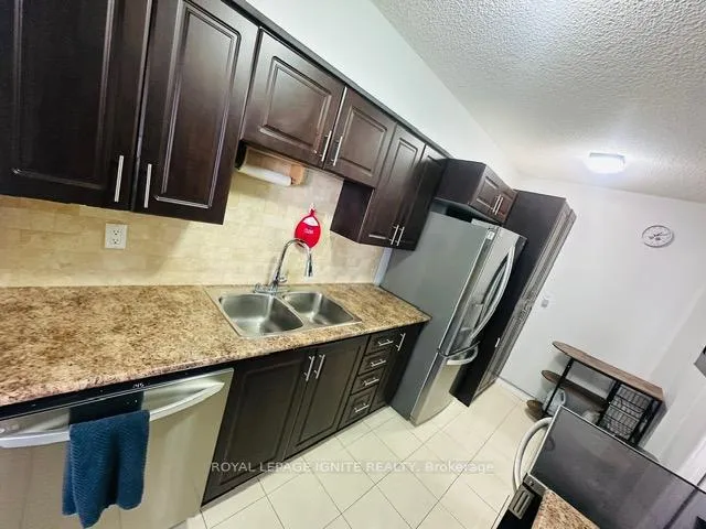 Photo 4 of Unit 702, 1210 Radom Street, Pickering, Bay Ridges — HOMEH