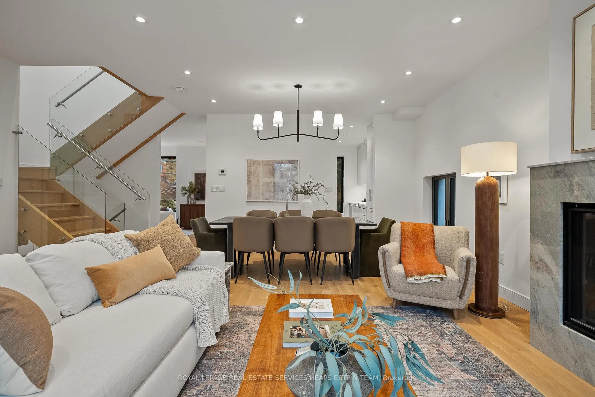Photo 7 of 81 Randolph Road, Toronto, Leaside — HOMEH