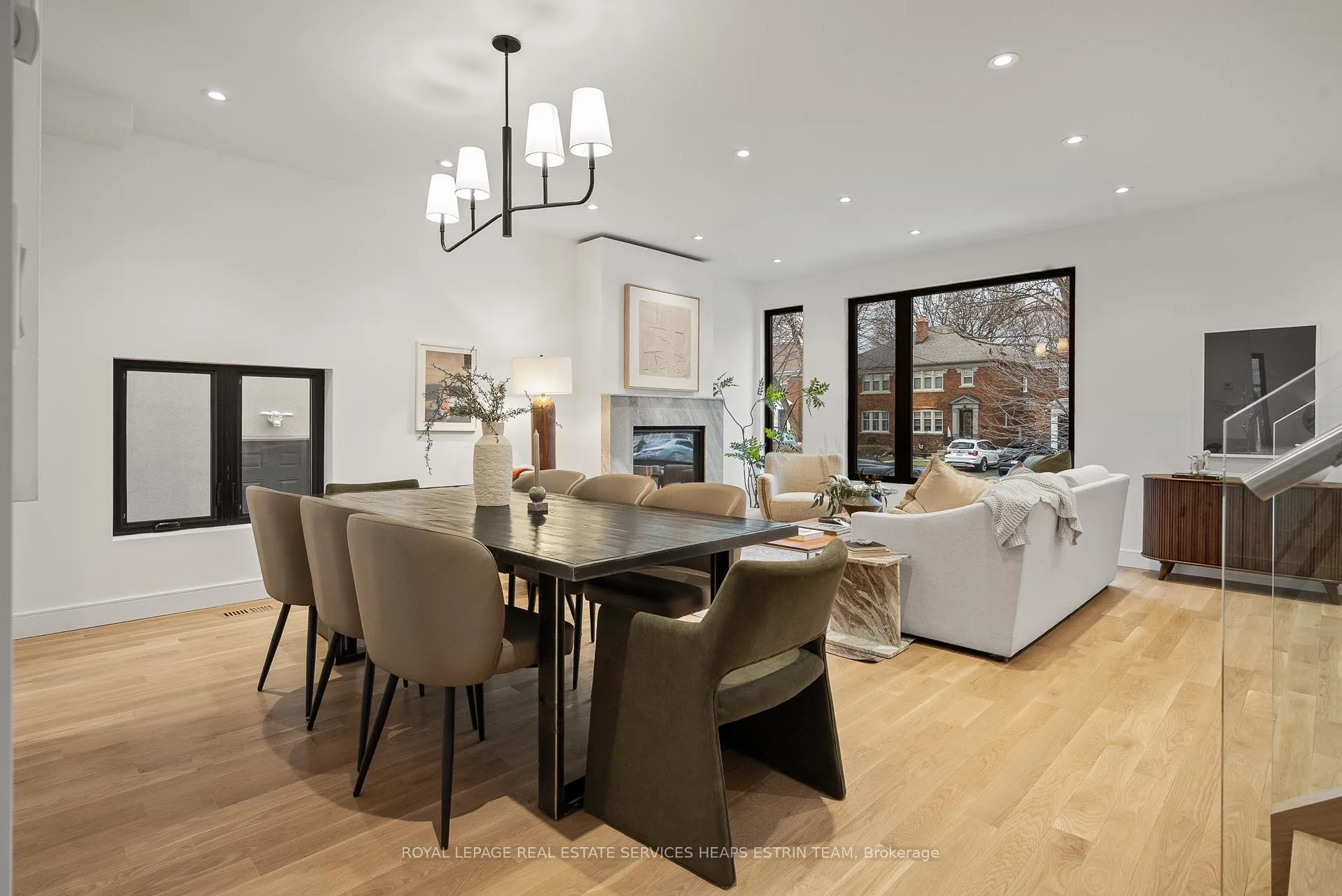 Photo 9 of 81 Randolph Road, Toronto, Leaside — HOMEH