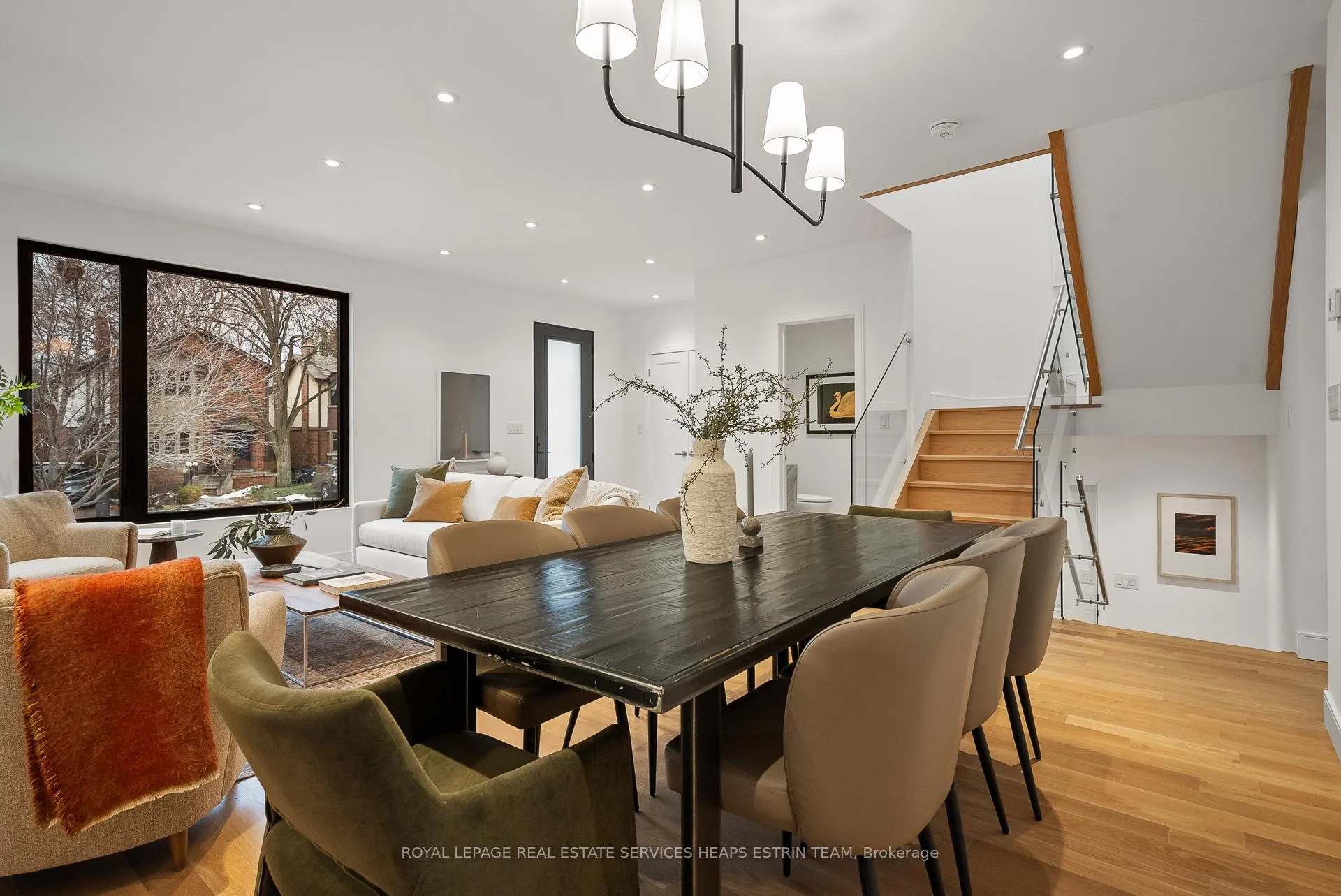 Photo 10 of 81 Randolph Road, Toronto, Leaside — HOMEH