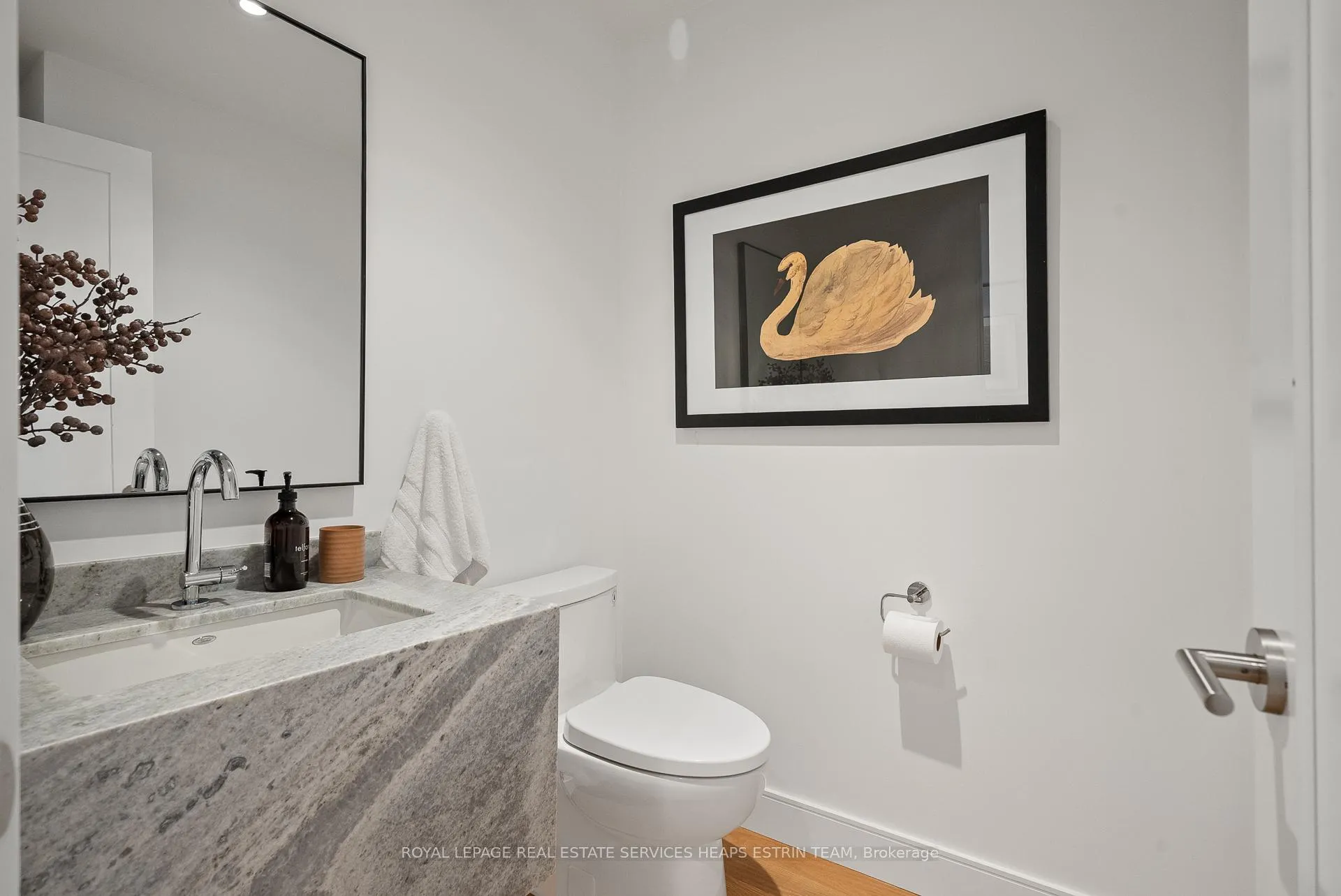 Photo 22 of 81 Randolph Road, Toronto, Leaside — HOMEH