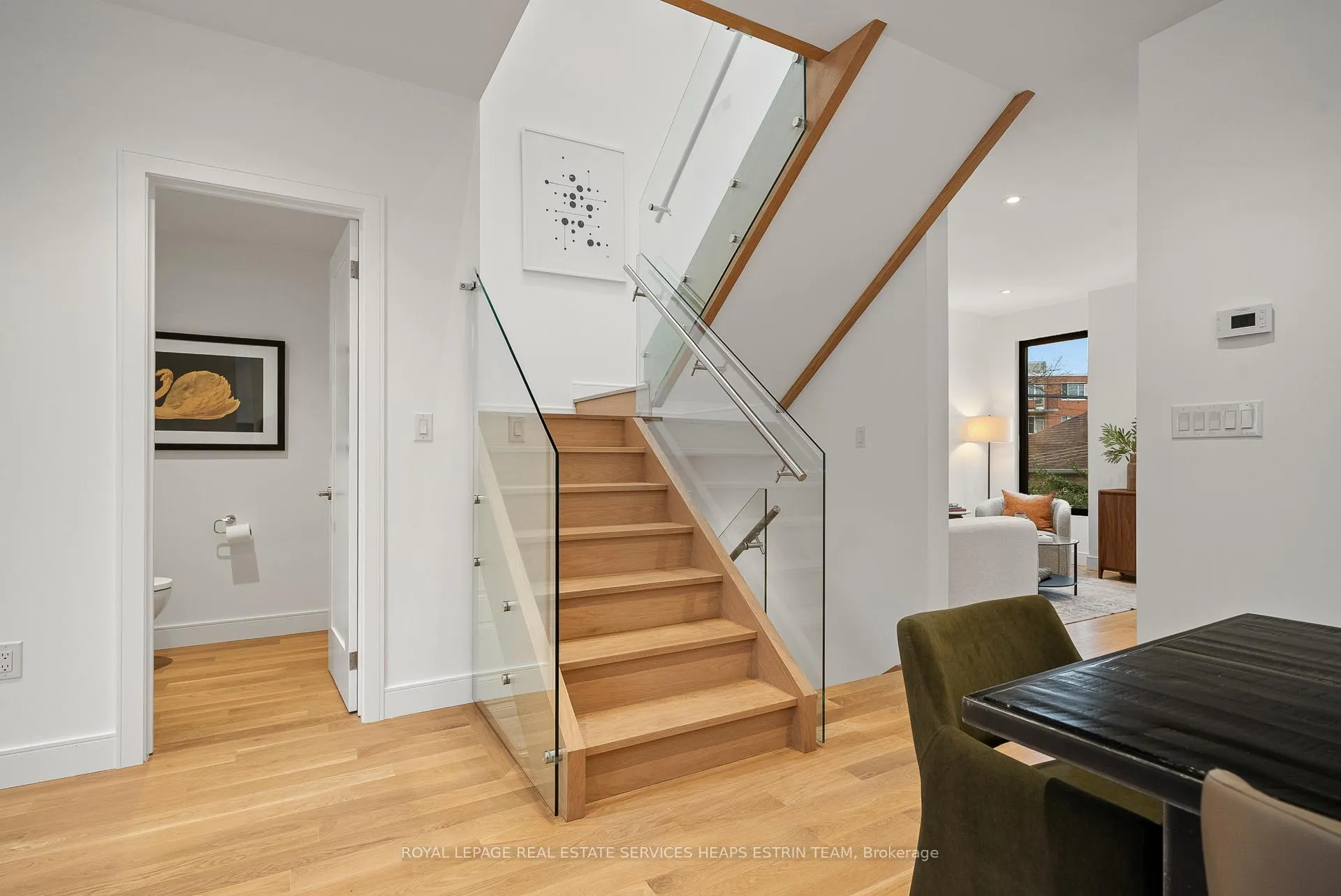 Photo 24 of 81 Randolph Road, Toronto, Leaside — HOMEH