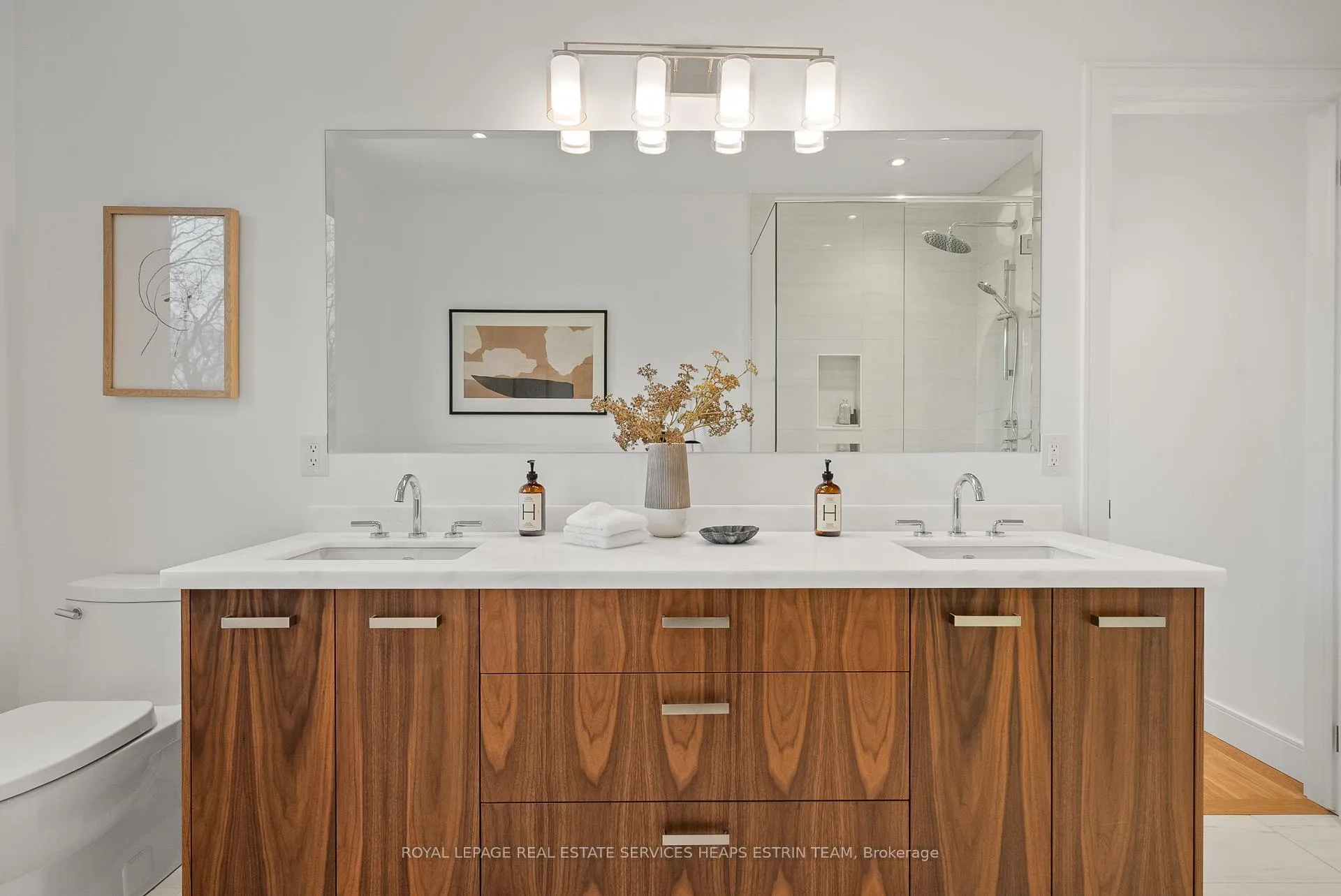 Photo 31 of 81 Randolph Road, Toronto, Leaside — HOMEH