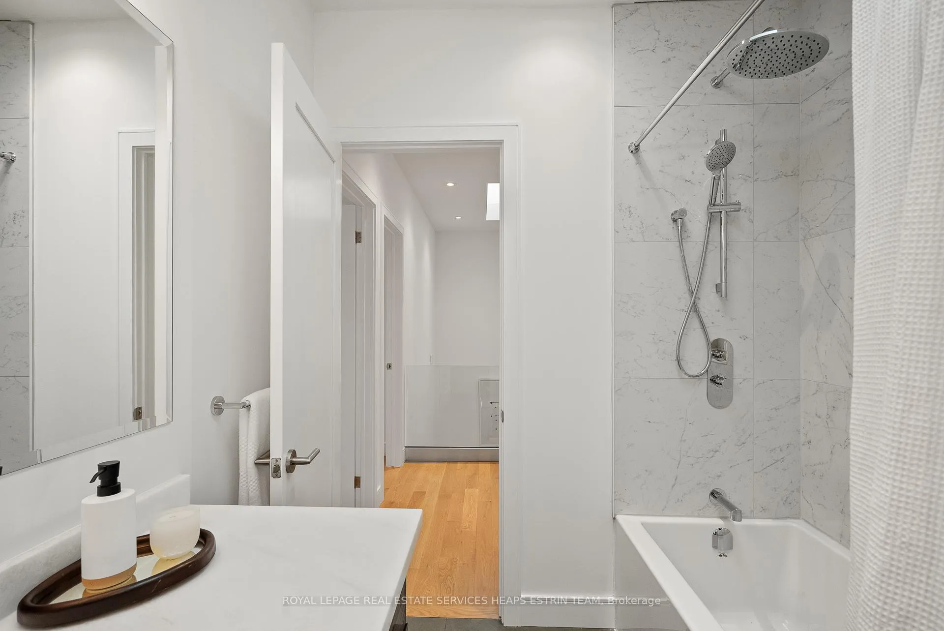 Photo 34 of 81 Randolph Road, Toronto, Leaside — HOMEH