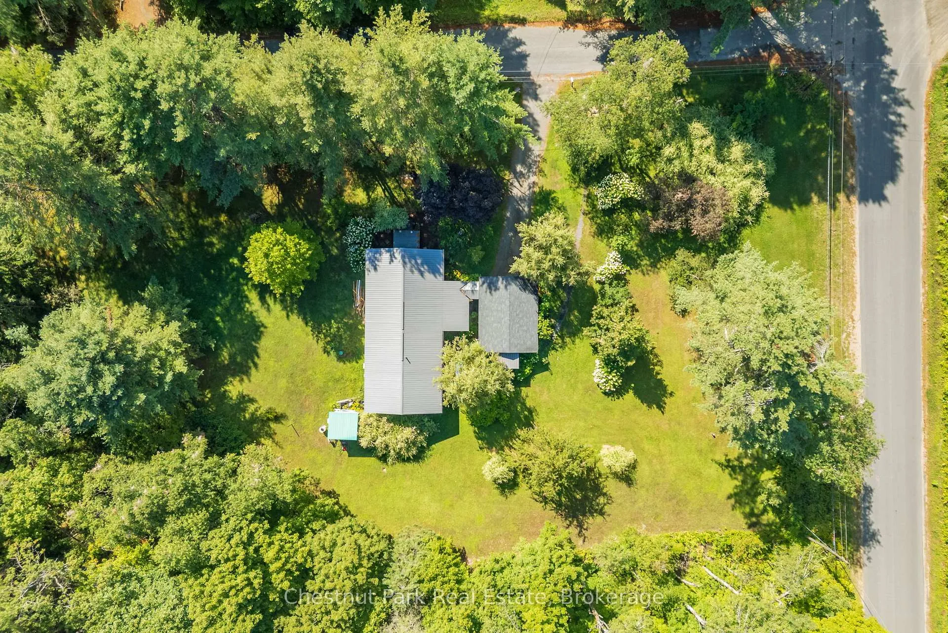 Photo 4 of 1047 Naismith Road E, Bracebridge, Macaulay — HOMEH
