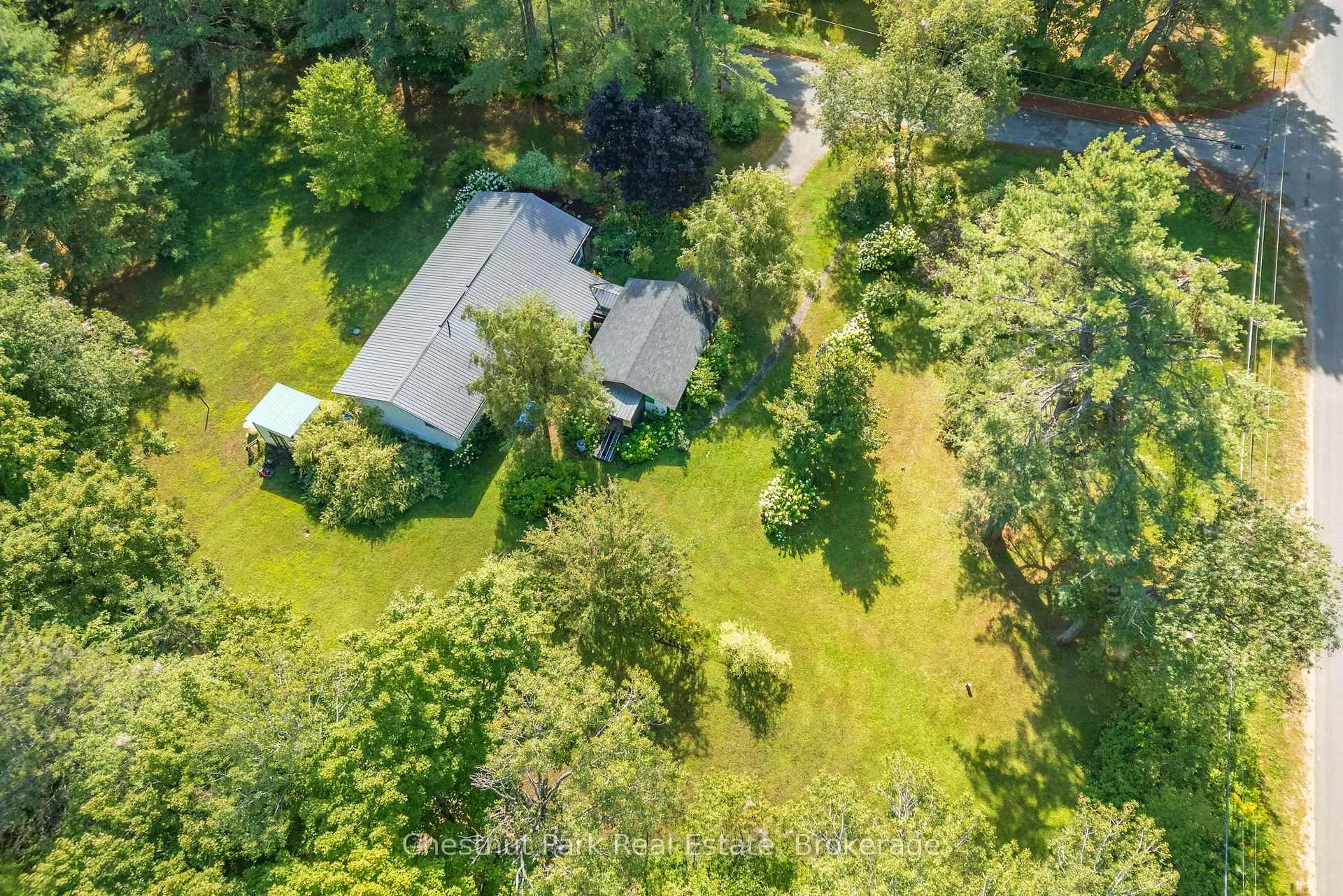 Photo 36 of 1047 Naismith Road E, Bracebridge, Macaulay — HOMEH