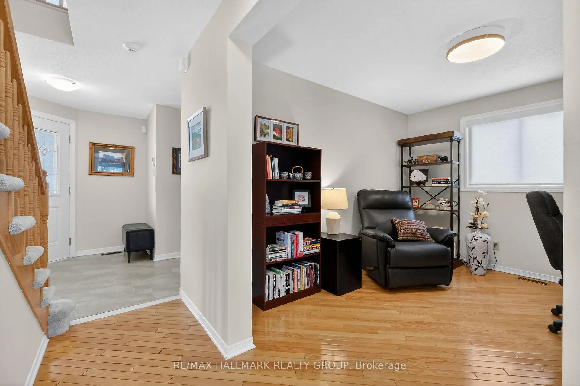 Photo 8 of 1715 Hunters Run Drive, Ottawa, Chapel Hill — HOMEH
