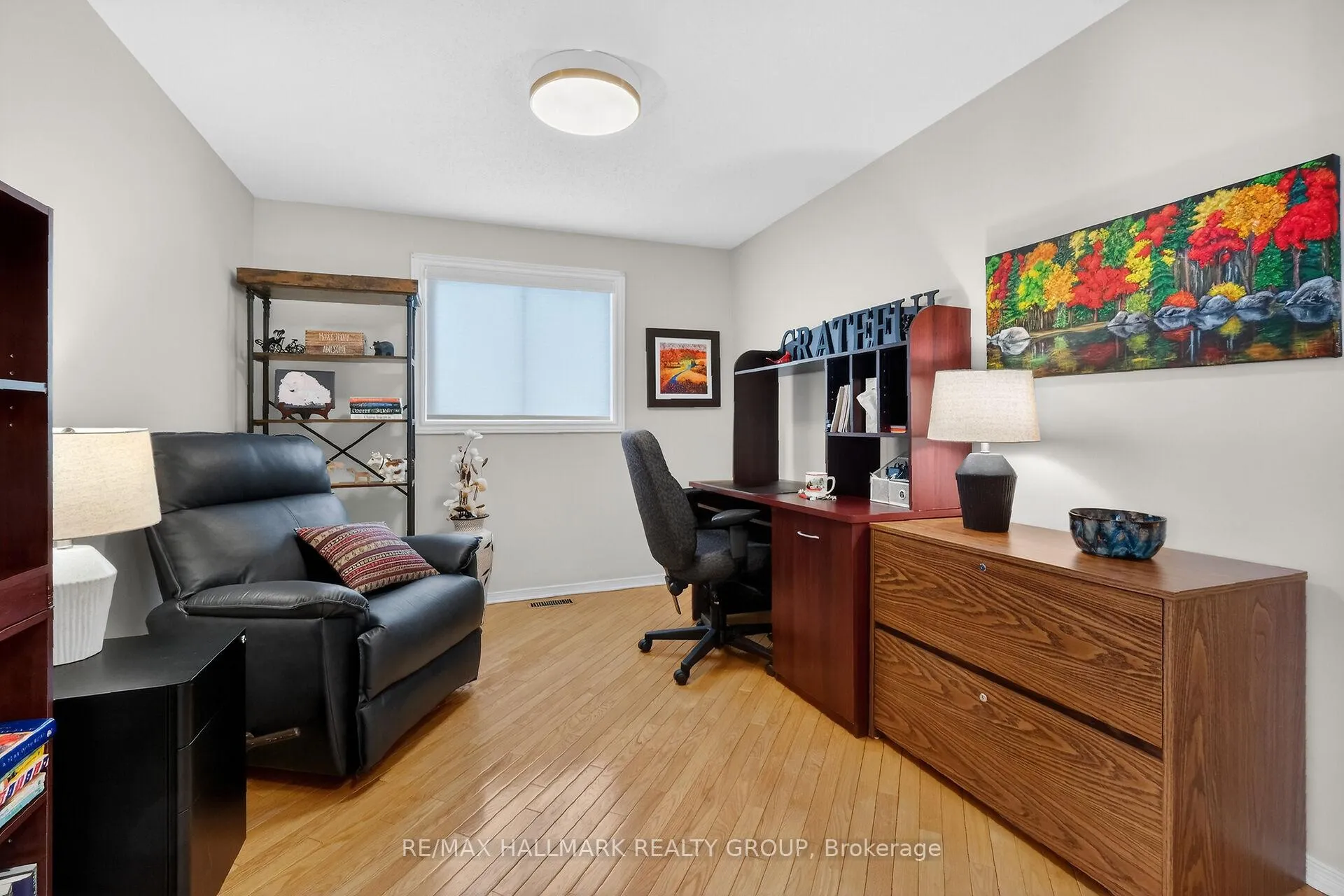 Photo 9 of 1715 Hunters Run Drive, Ottawa, Chapel Hill — HOMEH