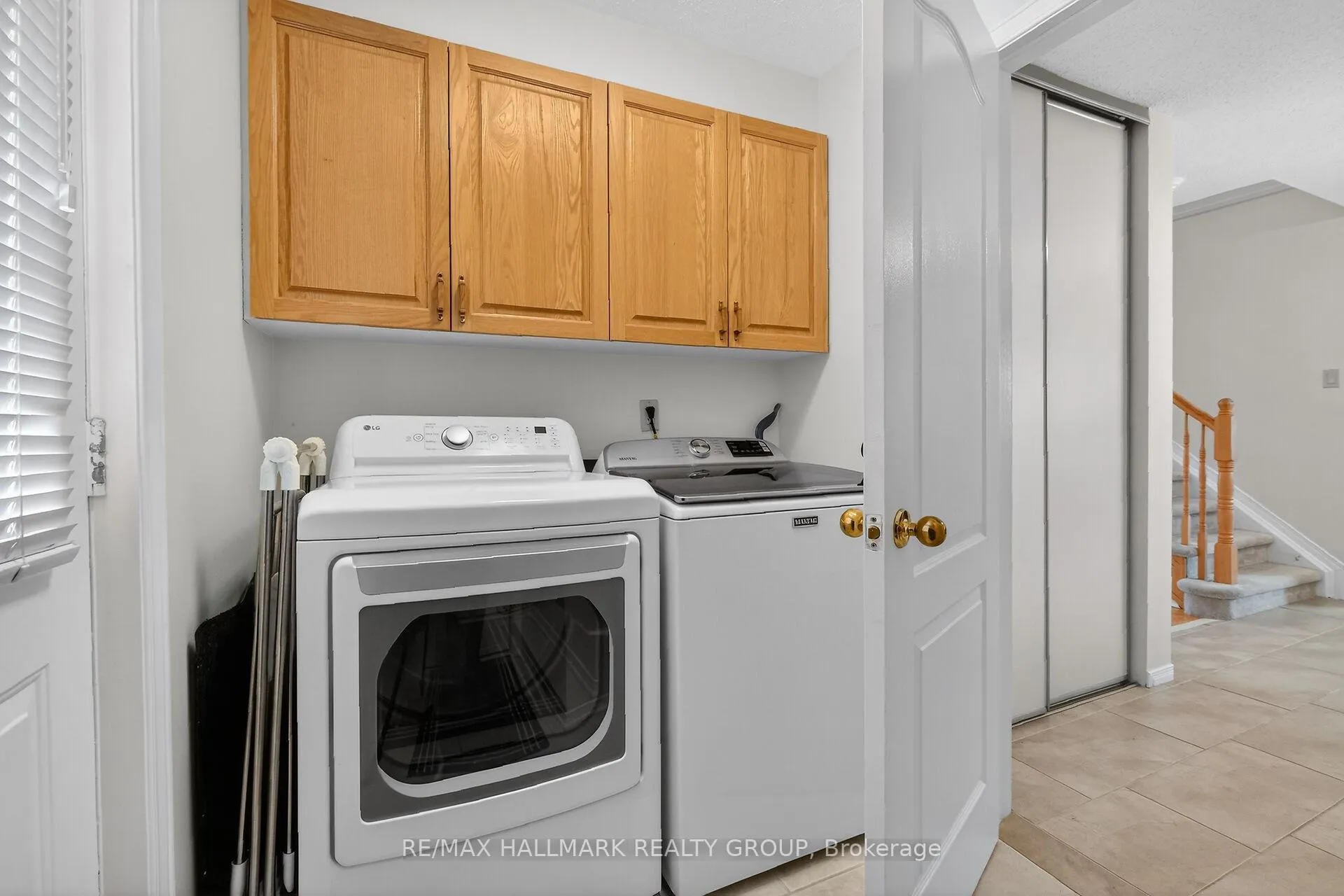 Photo 13 of 1715 Hunters Run Drive, Ottawa, Chapel Hill — HOMEH