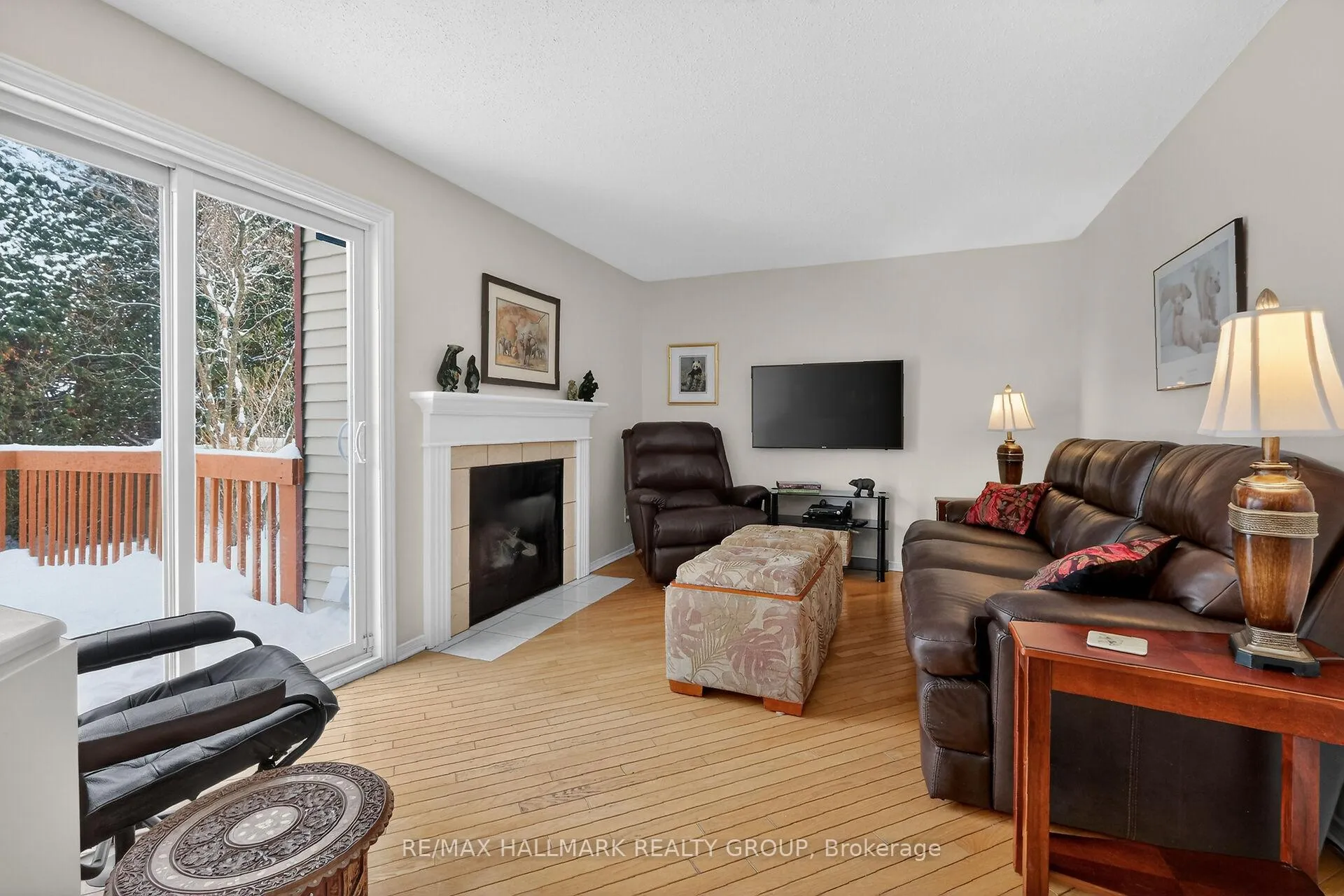 Photo 15 of 1715 Hunters Run Drive, Ottawa, Chapel Hill — HOMEH