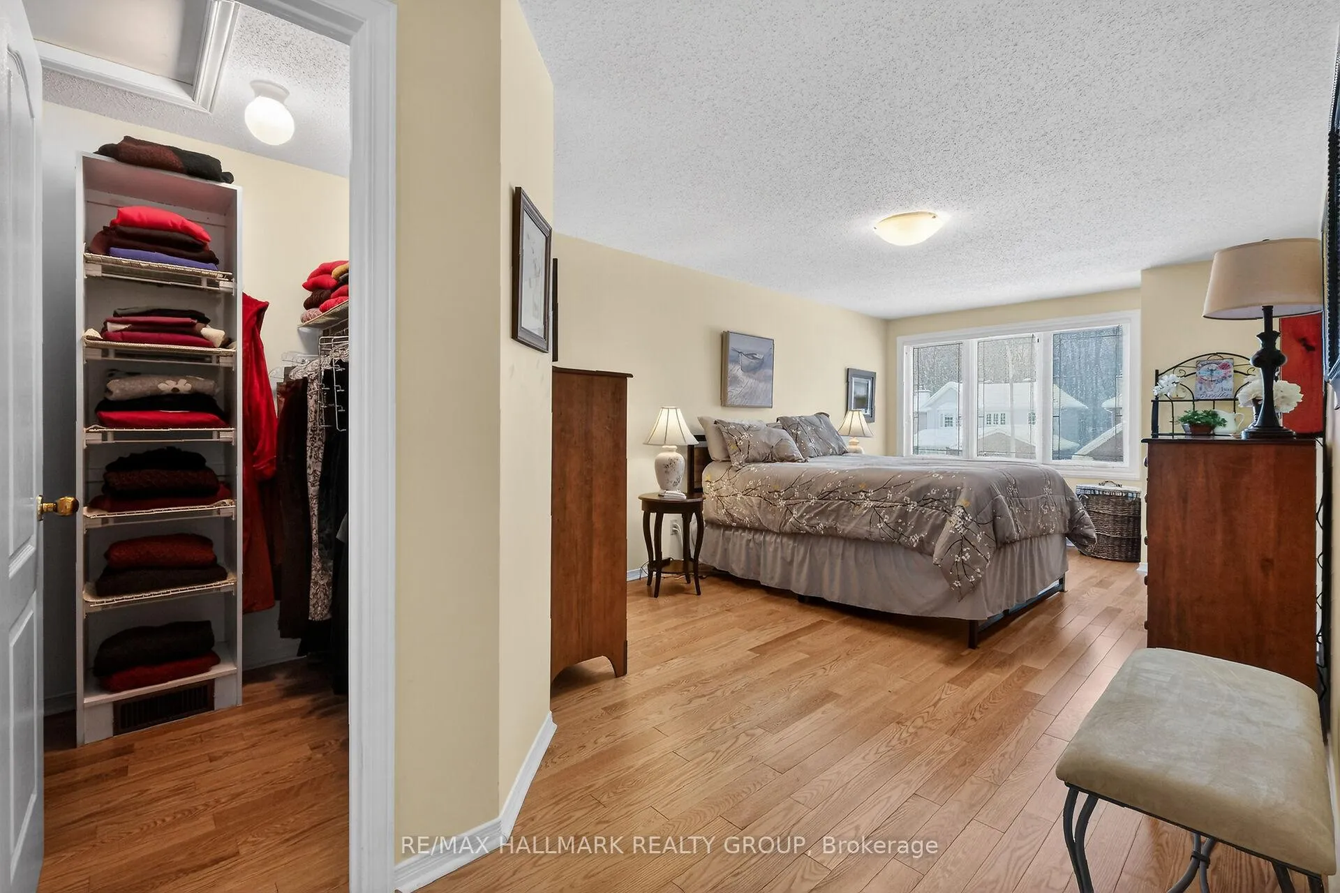 Photo 32 of 1715 Hunters Run Drive, Ottawa, Chapel Hill — HOMEH