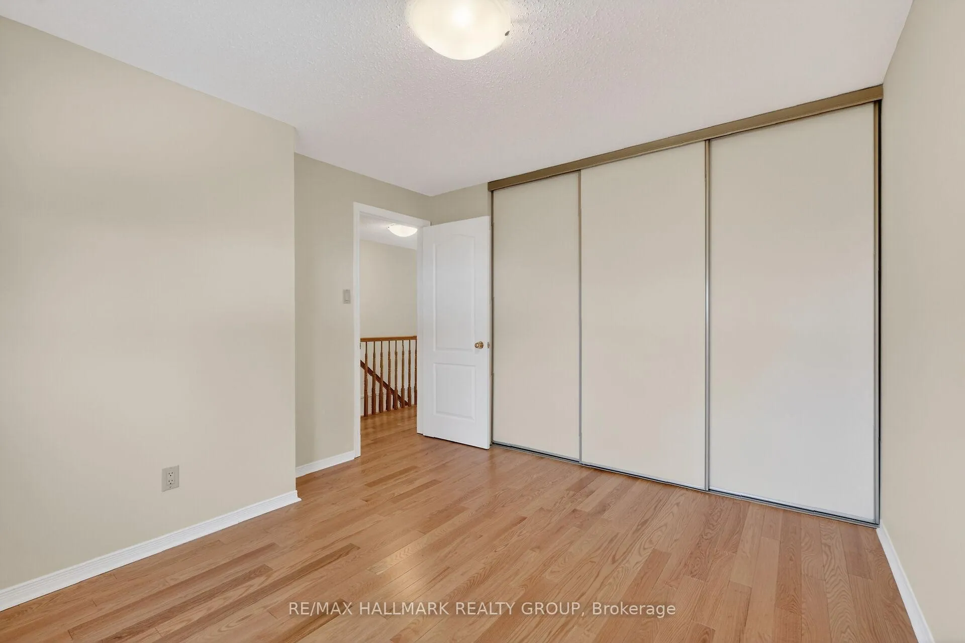 Photo 37 of 1715 Hunters Run Drive, Ottawa, Chapel Hill — HOMEH