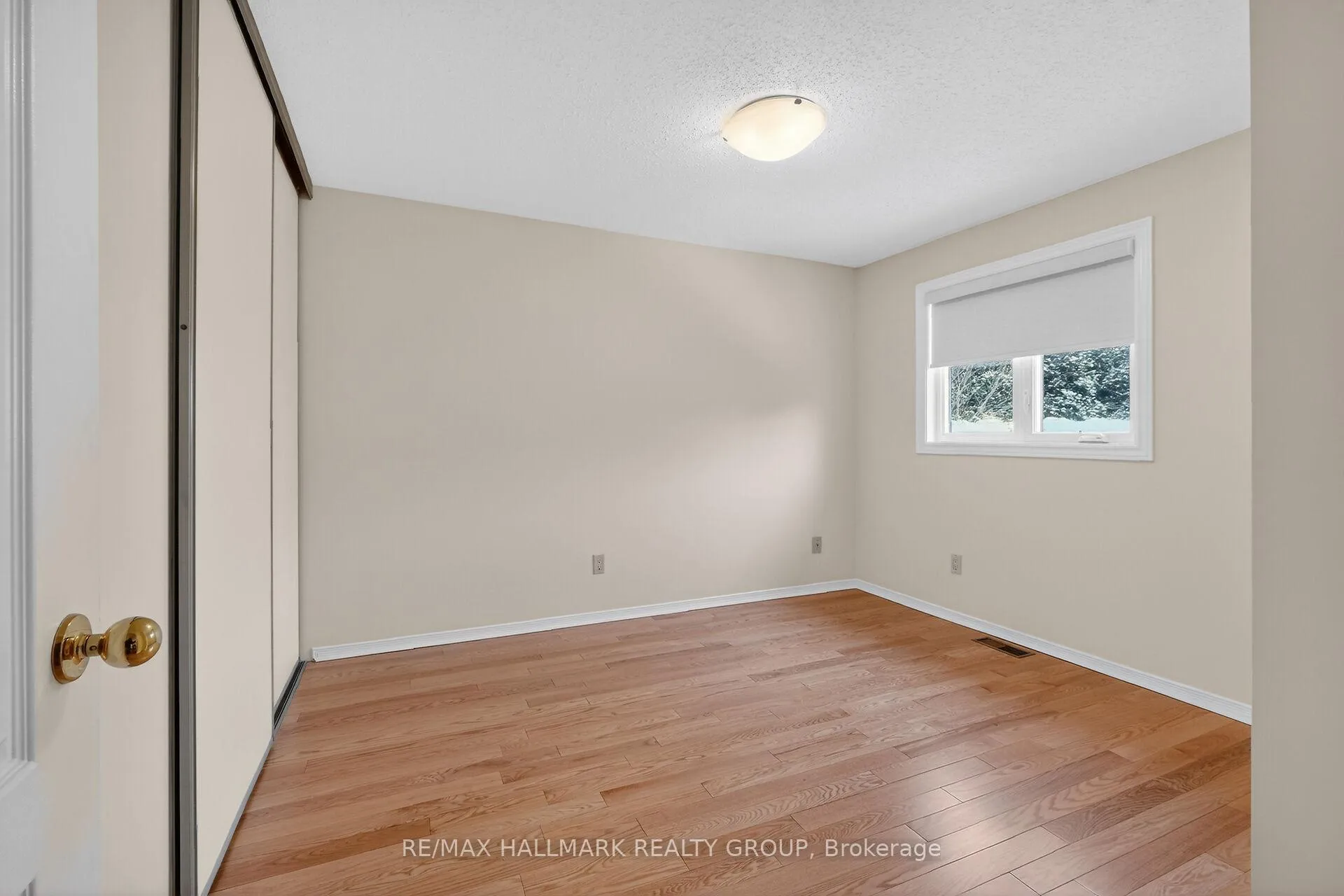 Photo 38 of 1715 Hunters Run Drive, Ottawa, Chapel Hill — HOMEH