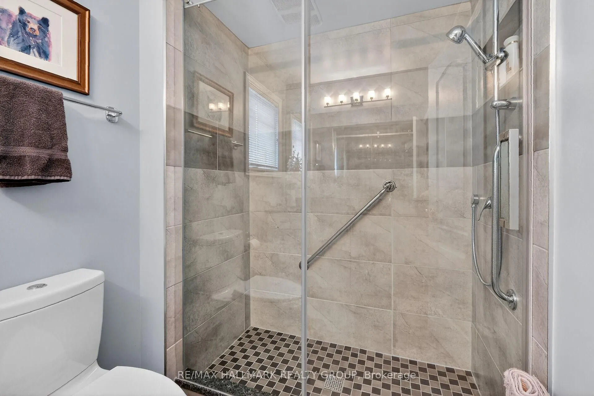 Photo 42 of 1715 Hunters Run Drive, Ottawa, Chapel Hill — HOMEH