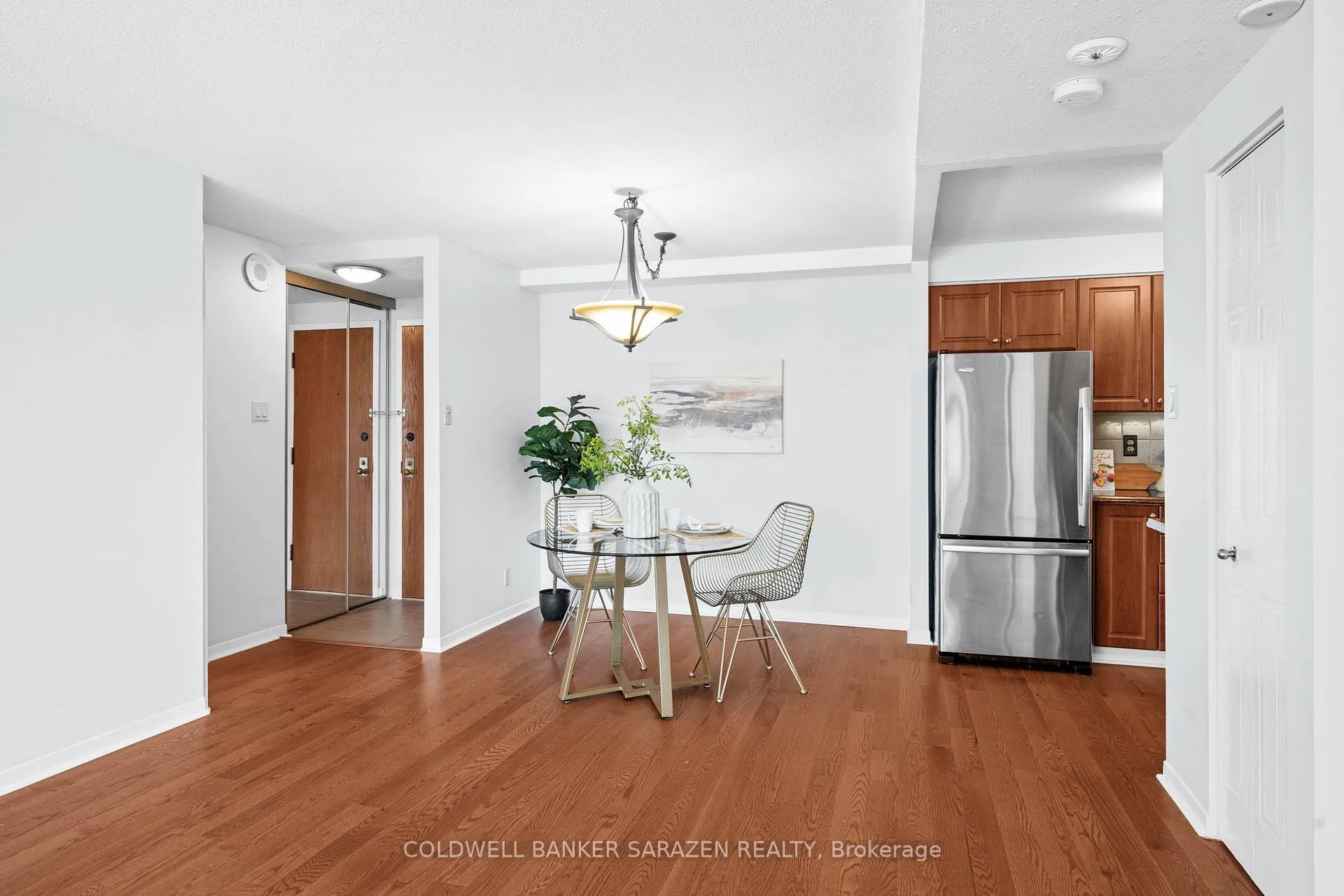 Photo 4 of Unit 209, 80 Sandcastle Drive, Ottawa, Leslie Park — HOMEH