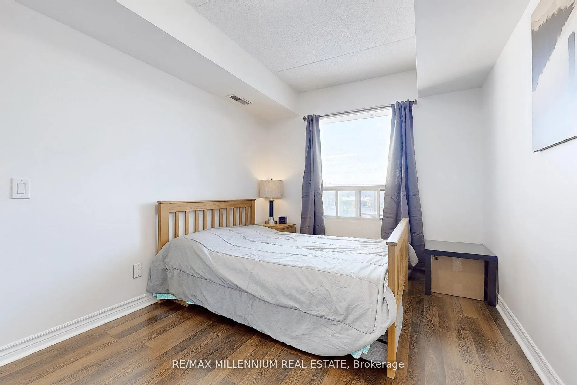 Photo 18 of Unit 315, 160 Wellington Street E, Aurora, Aurora Village — HOMEH