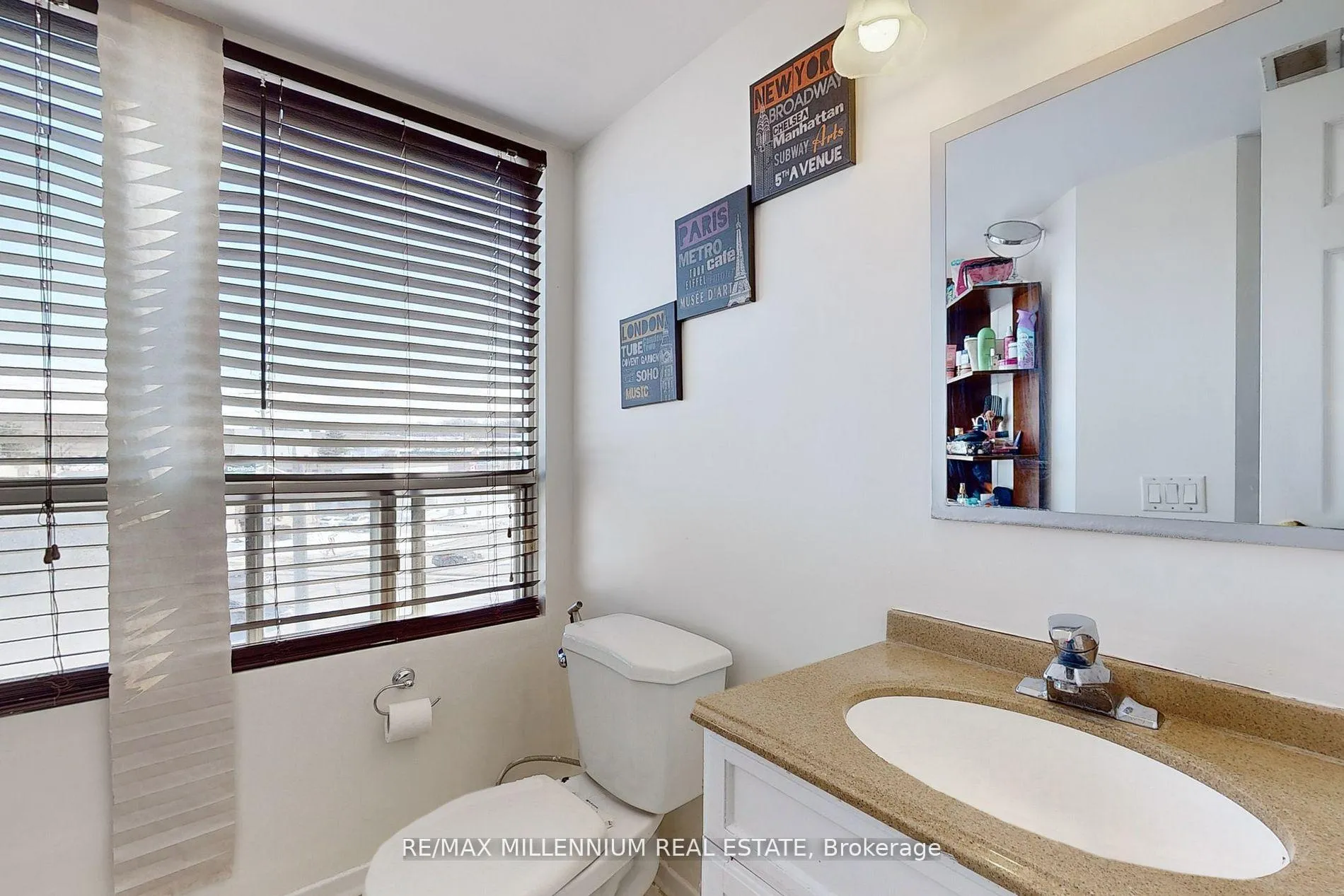 Photo 23 of Unit 315, 160 Wellington Street E, Aurora, Aurora Village — HOMEH