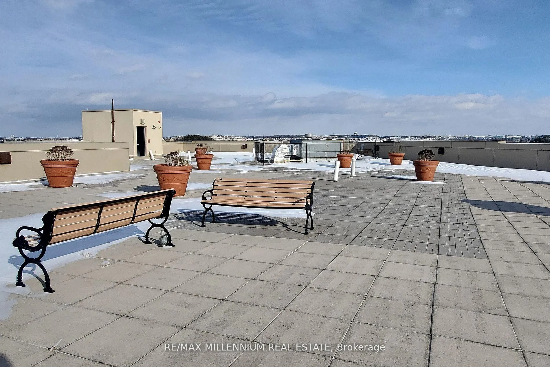 Photo 30 of Unit 315, 160 Wellington Street E, Aurora, Aurora Village — HOMEH