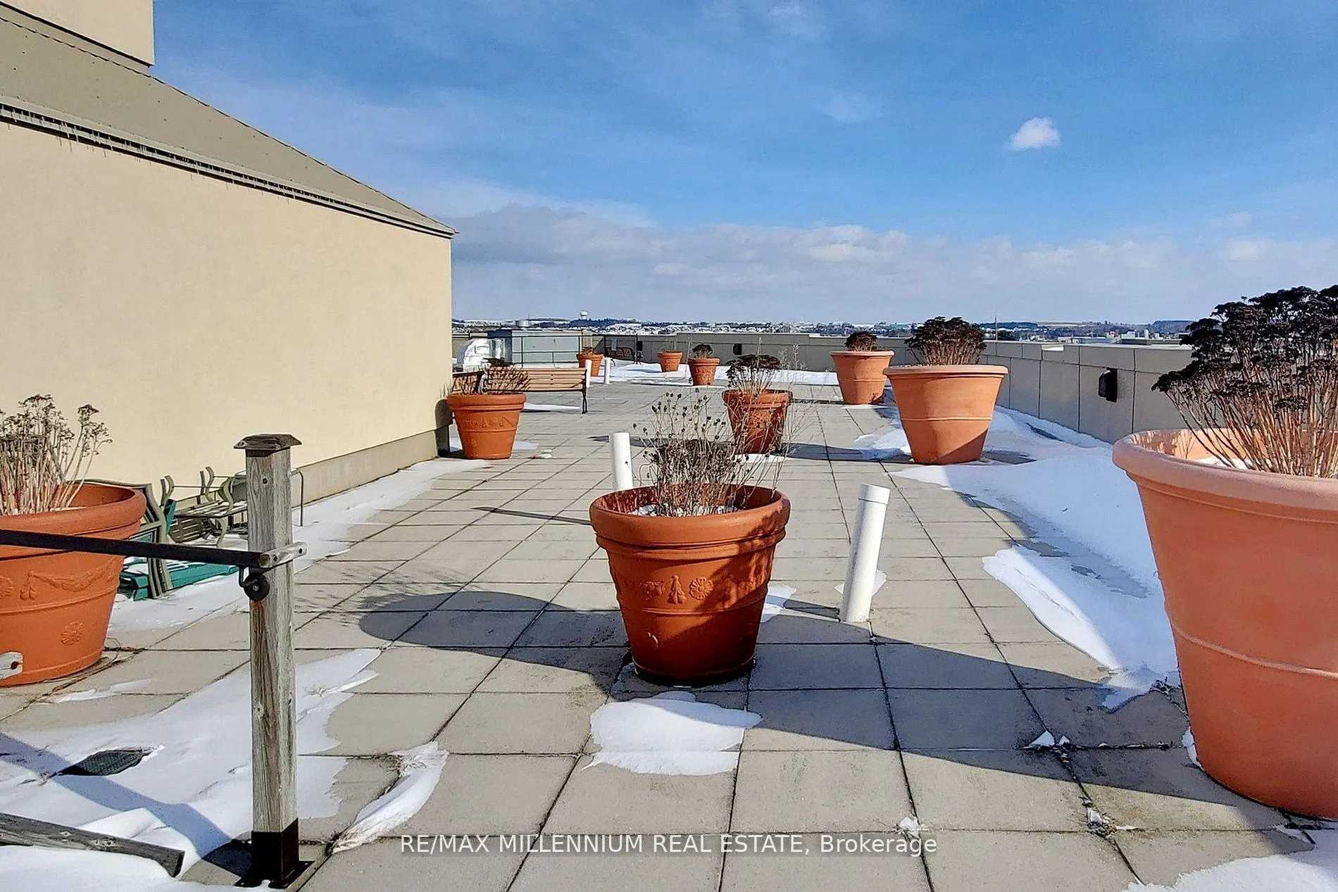 Photo 34 of Unit 315, 160 Wellington Street E, Aurora, Aurora Village — HOMEH