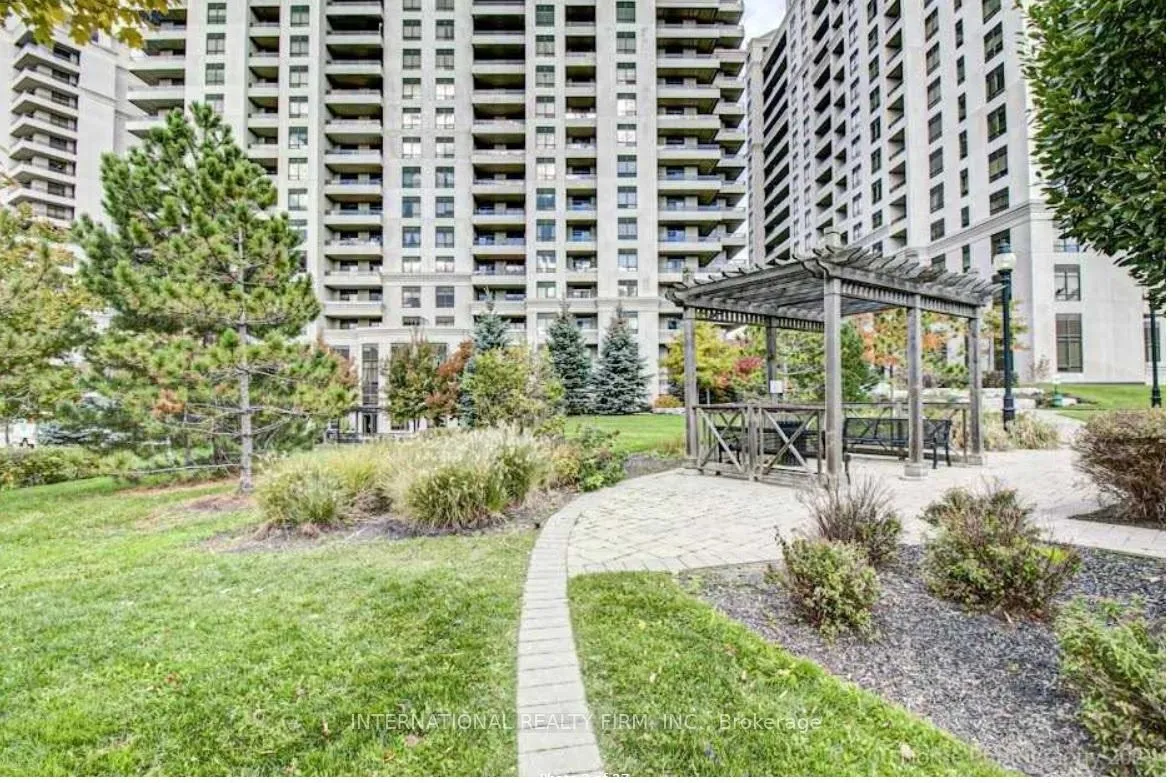 Photo 2 of Unit 1602, 9245 Jane Street, Vaughan, Maple — HOMEH