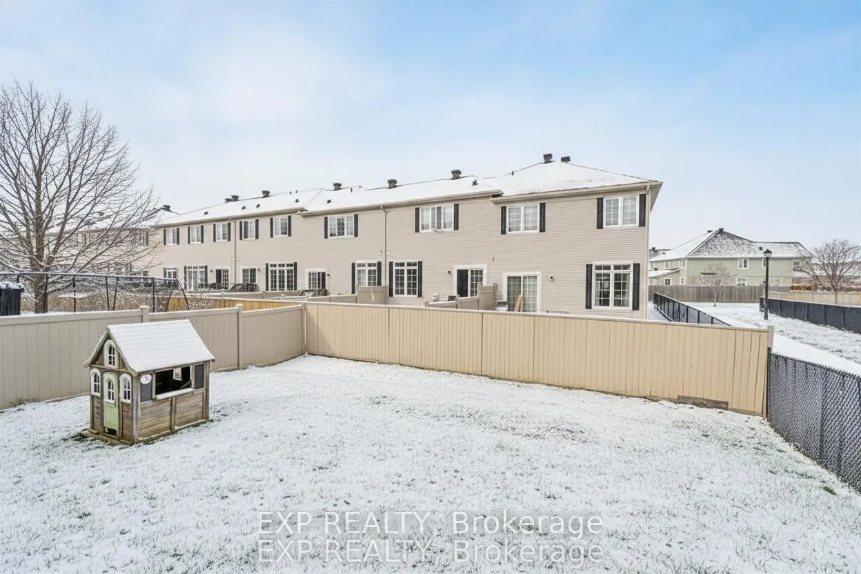 Photo 10 of Unit #B, 180 Chenoa Way, Ottawa, Barrhaven - Stonebridge — HOMEH