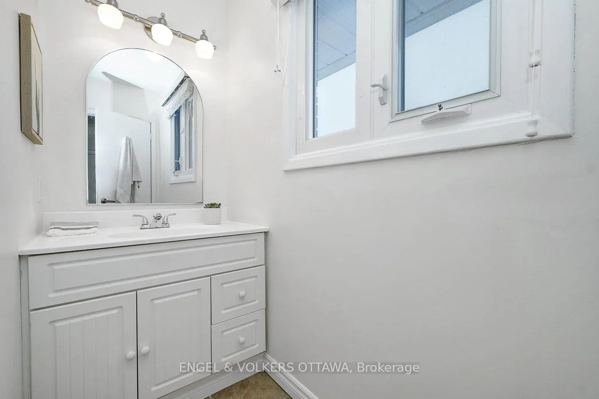 Photo 24 of 10 Spring Garden Avenue, Ottawa, Meadowlands/Crestview — HOMEH