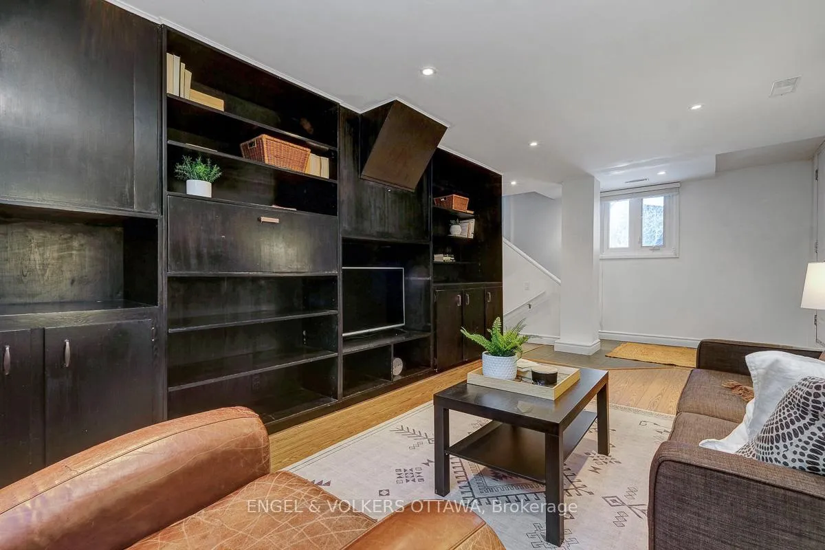 Photo 31 of 10 Spring Garden Avenue, Ottawa, Meadowlands/Crestview — HOMEH