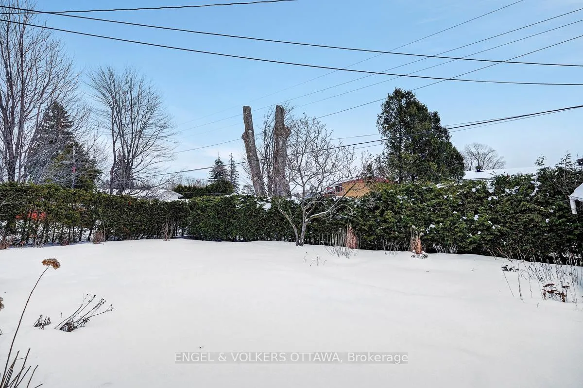 Photo 38 of 10 Spring Garden Avenue, Ottawa, Meadowlands/Crestview — HOMEH