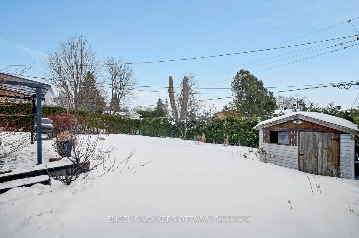 Photo 39 of 10 Spring Garden Avenue, Ottawa, Meadowlands/Crestview — HOMEH
