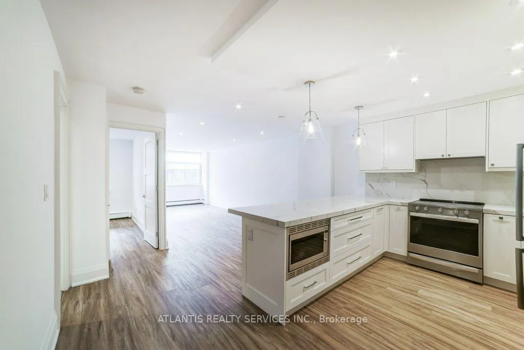 Photo 3 of Unit 511, 335 Lonsdale Road, Toronto, Forest Hill South — HOMEH