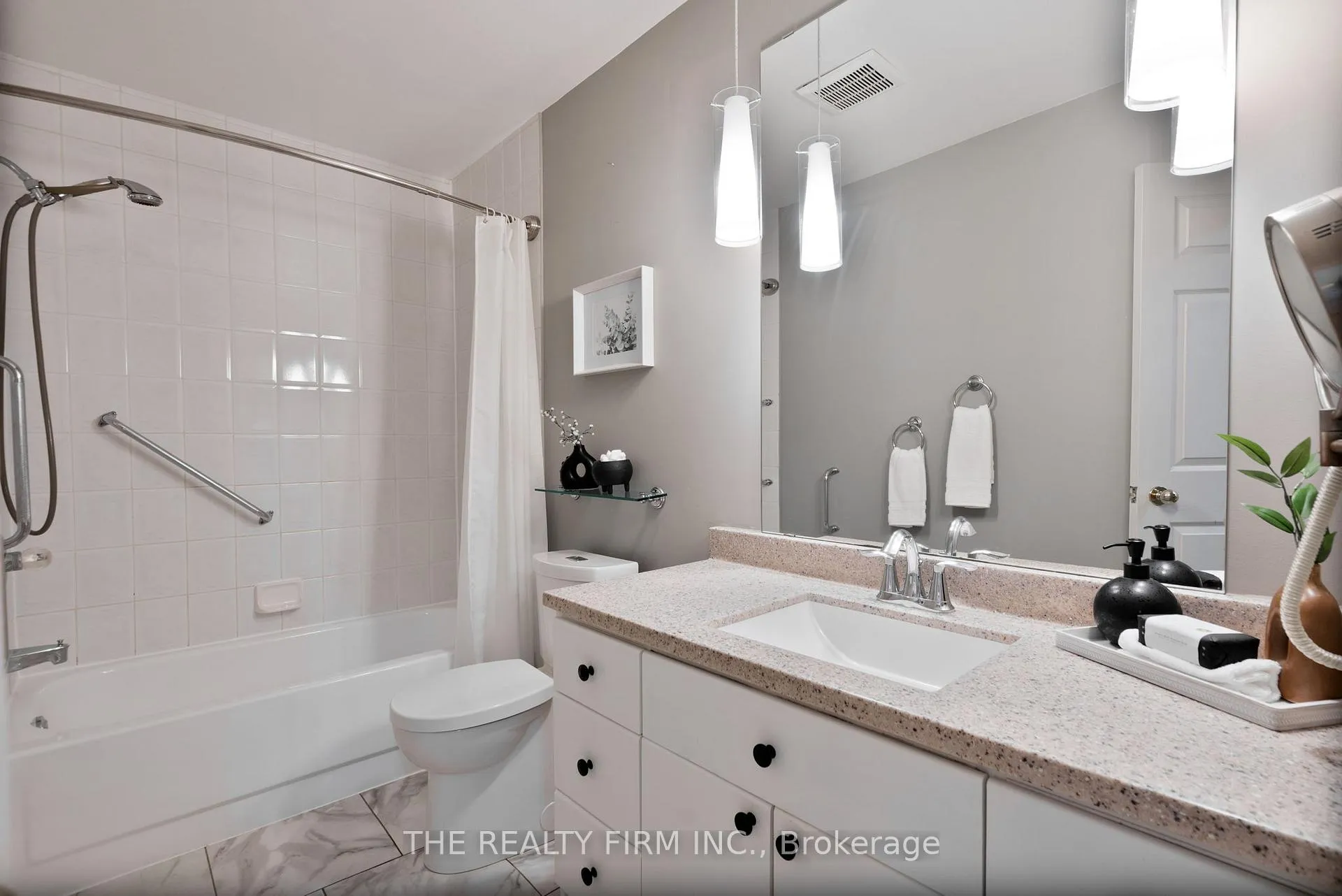 Photo 13 of Unit 7, 1241 Hamilton Road, London, East P — HOMEH