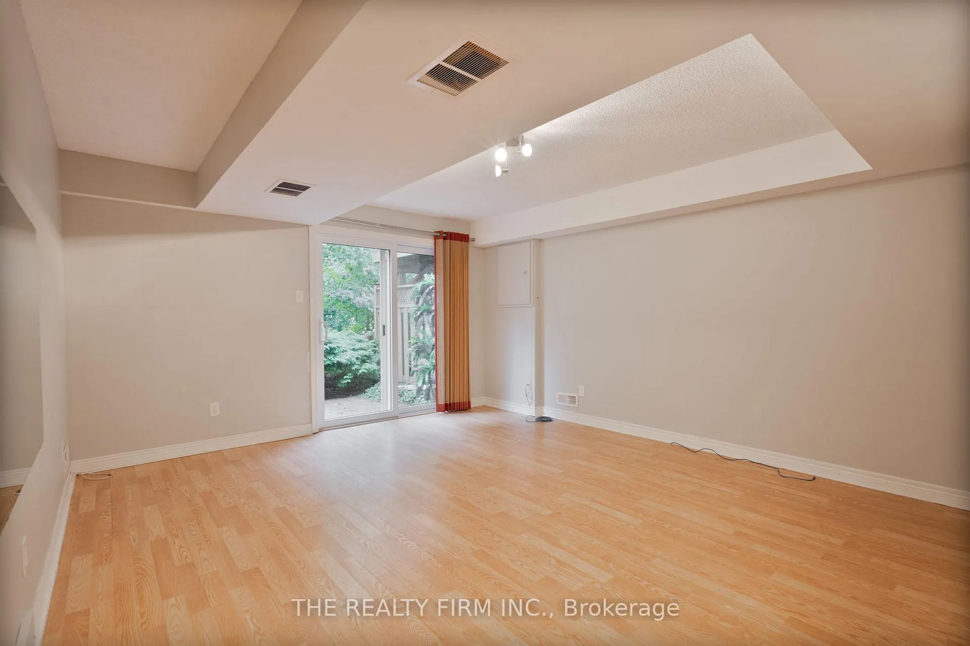 Photo 16 of Unit 7, 1241 Hamilton Road, London, East P — HOMEH