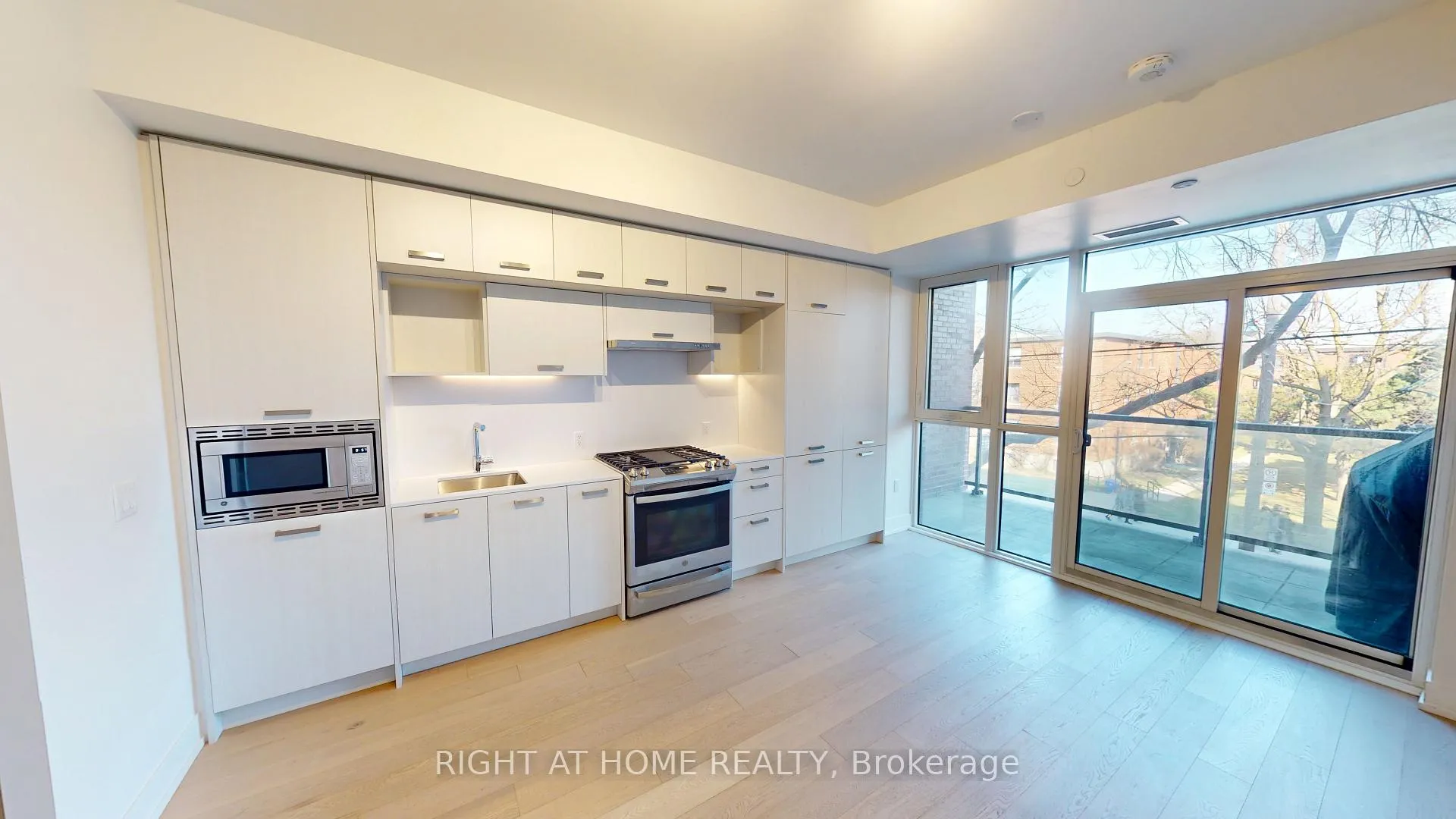 Photo 7 of Unit 314, 1331 Queen Street E, Toronto, Greenwood-Coxwell — HOMEH