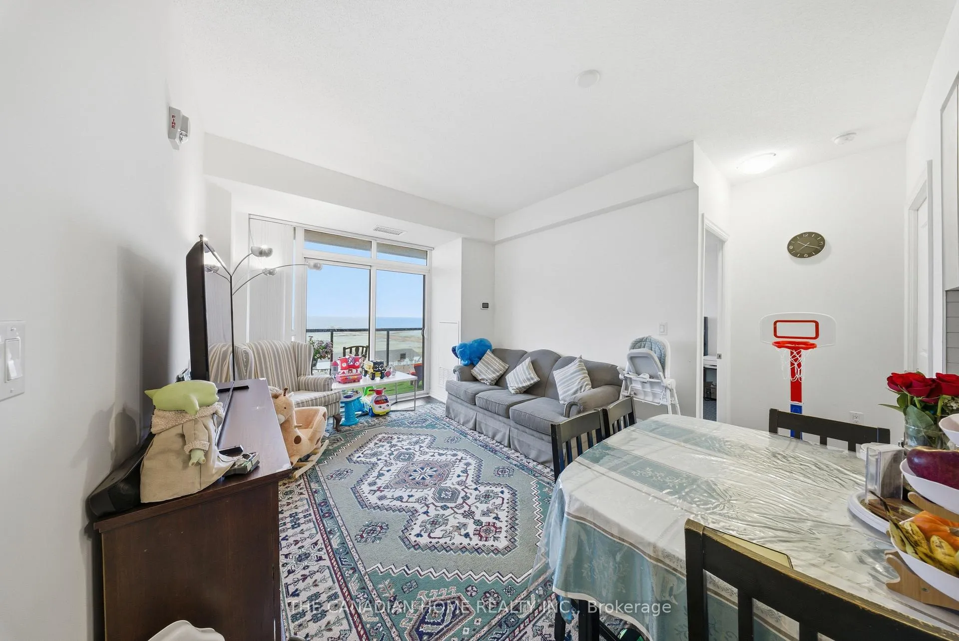 Photo 2 of Unit 707, 560 North Service Road, Grimsby, Grimsby Beach — HOMEH