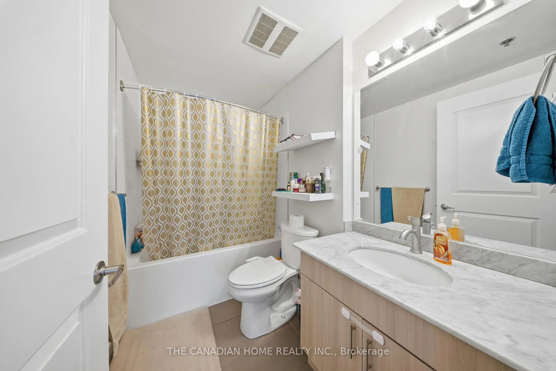 Photo 8 of Unit 707, 560 North Service Road, Grimsby, Grimsby Beach — HOMEH