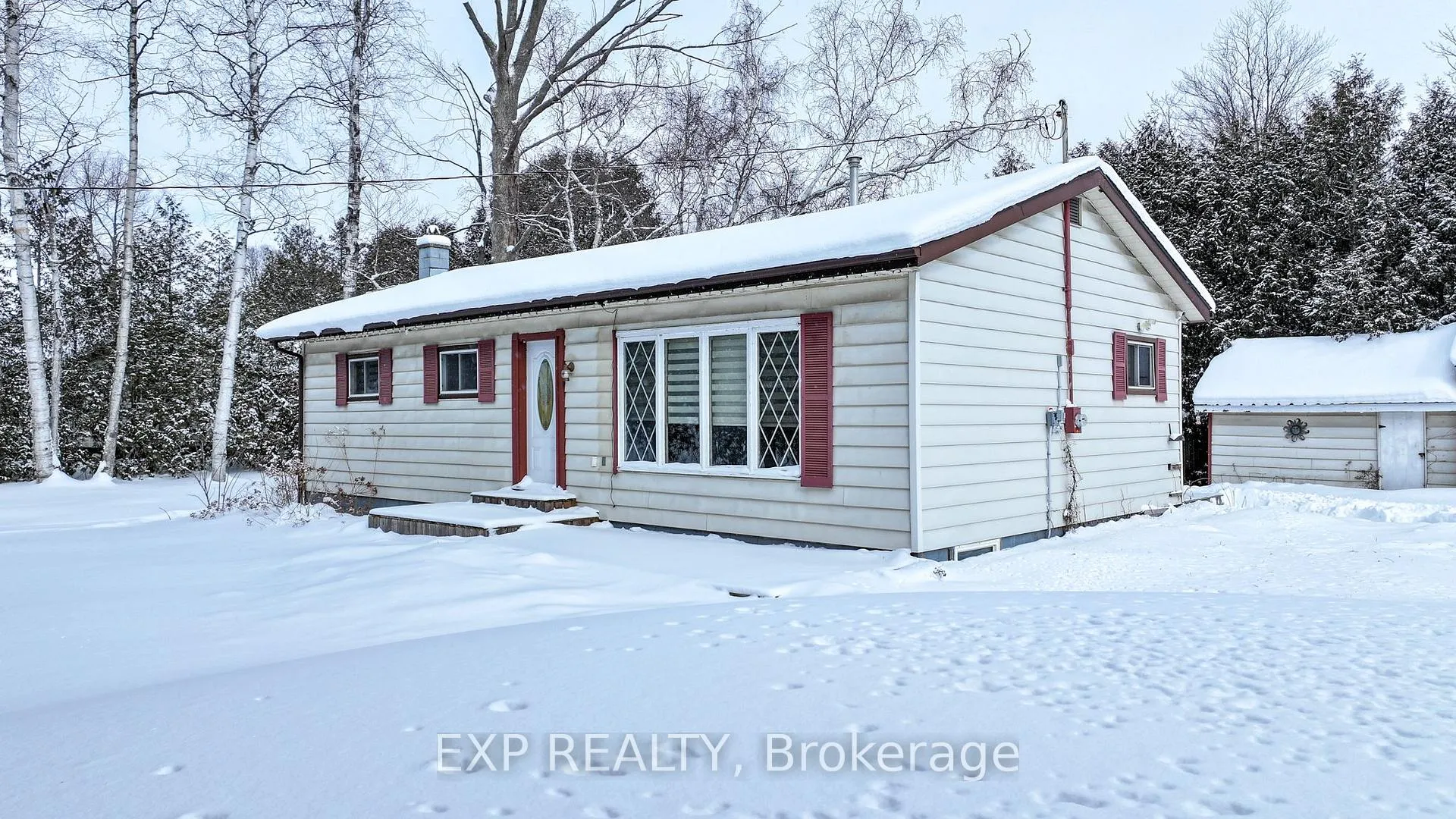 Front of 82094 Elm Street
