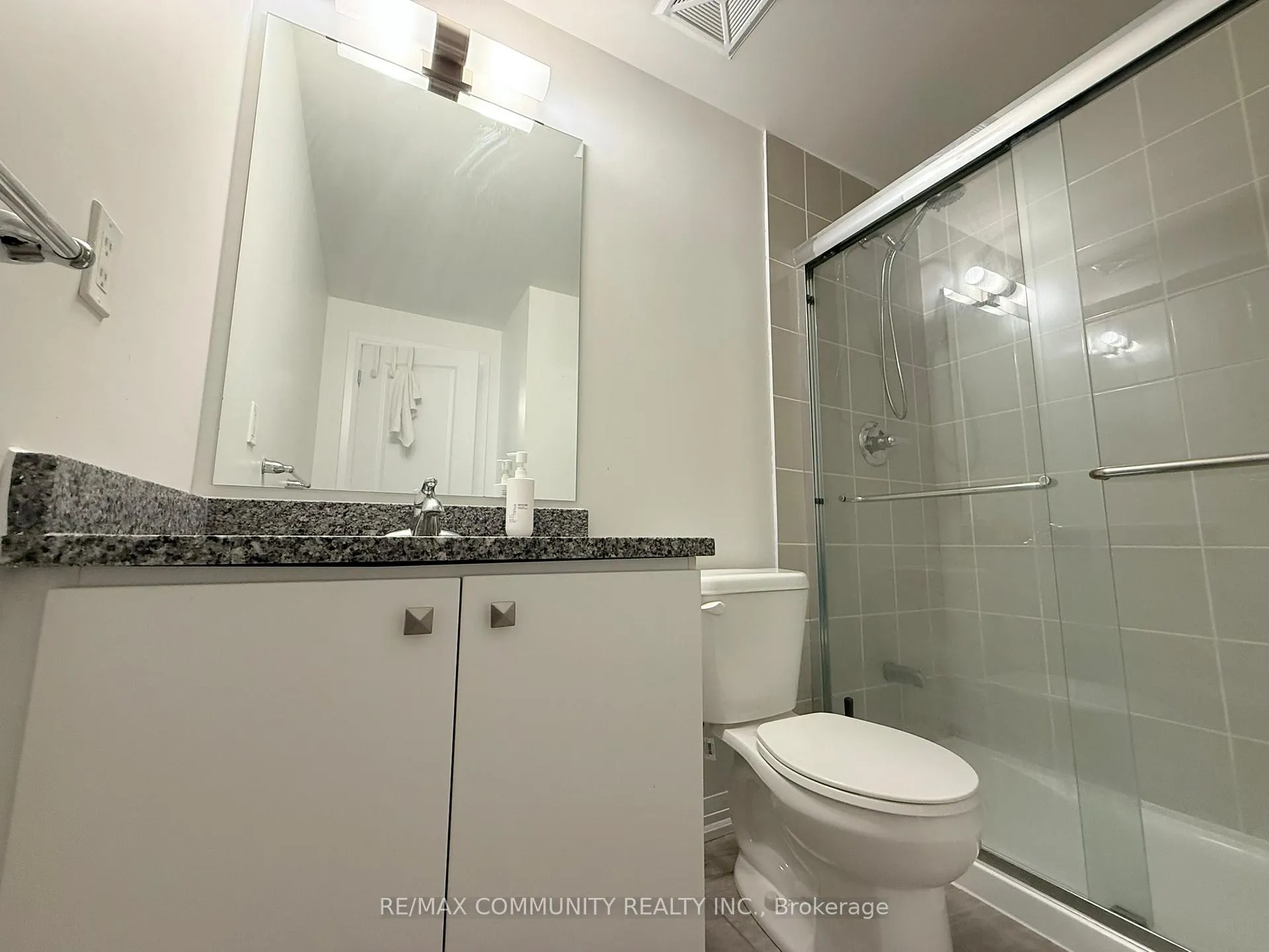 Photo 8 of Unit 1115, 2635 William Jackson Drive, Pickering, Duffin Heights — HOMEH