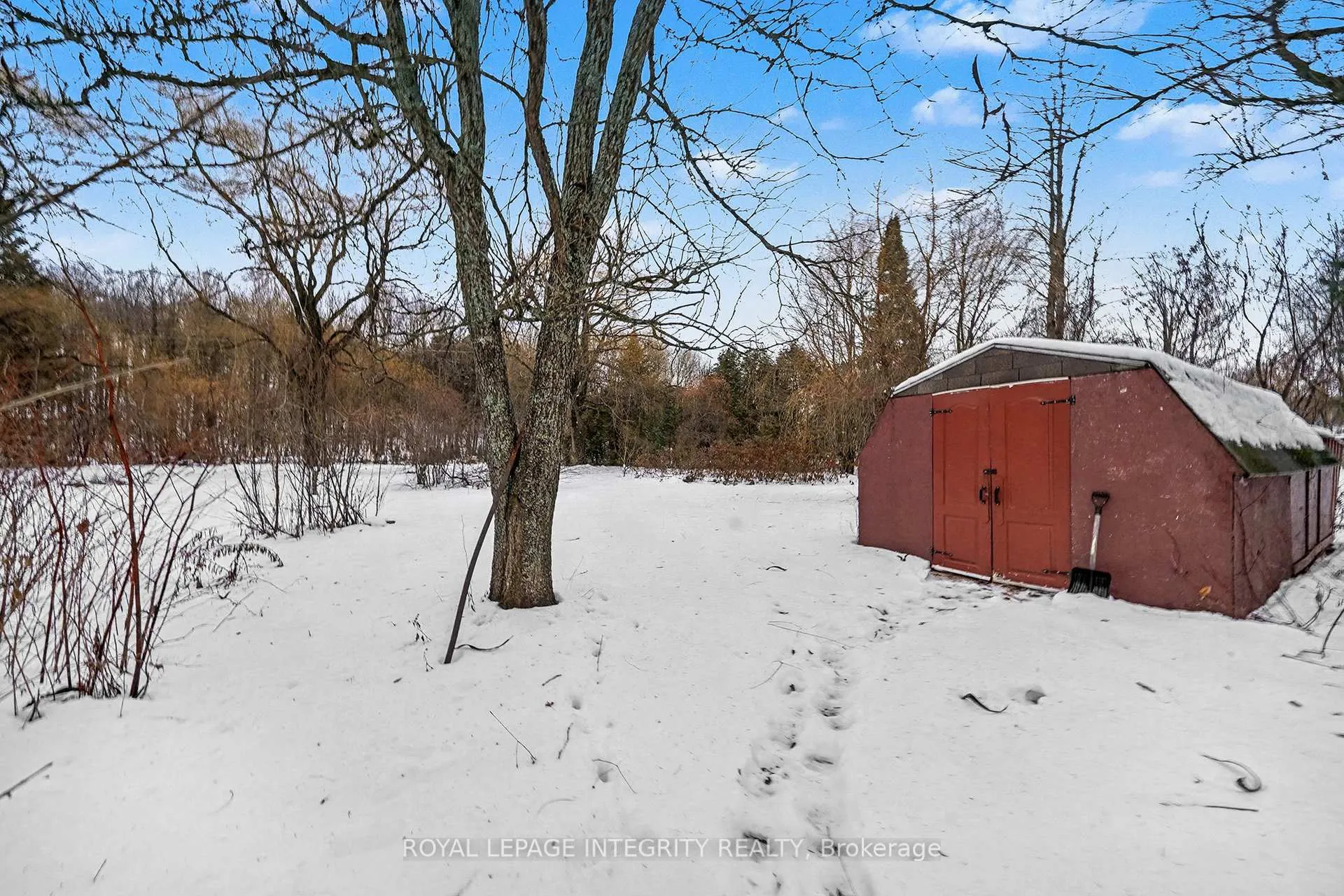 Photo 19 of 1160 Barnett Drive, Ottawa, Cumberland Village — HOMEH