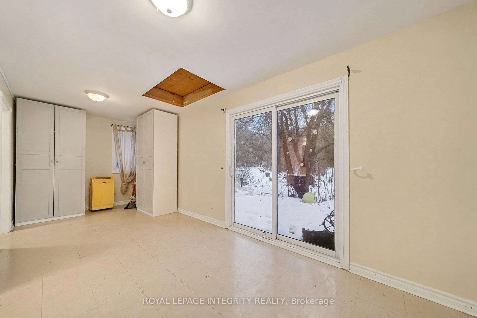 Photo 23 of 1160 Barnett Drive, Ottawa, Cumberland Village — HOMEH