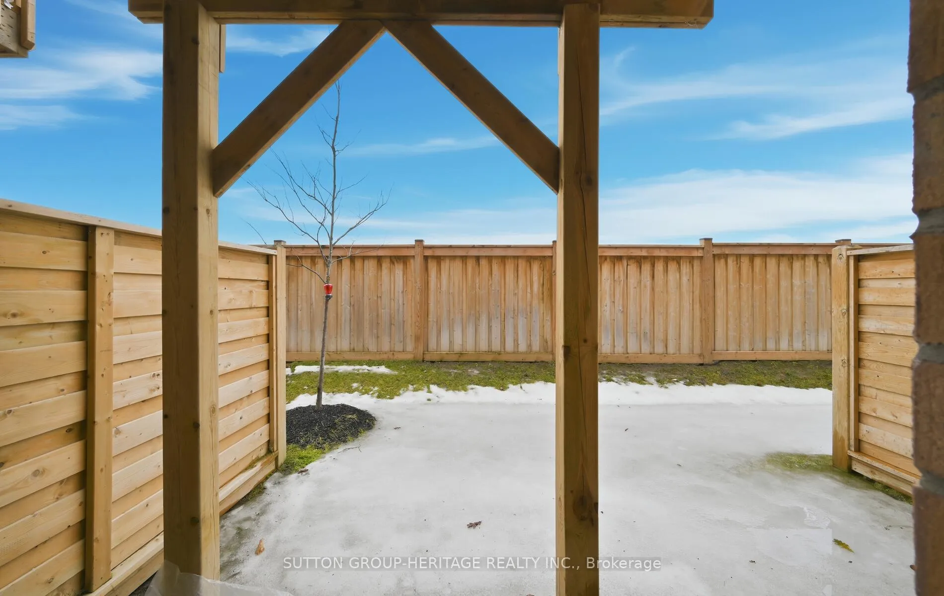 Photo 29 of Unit 44, 209 Danzatore Path, Oshawa, Windfields — HOMEH