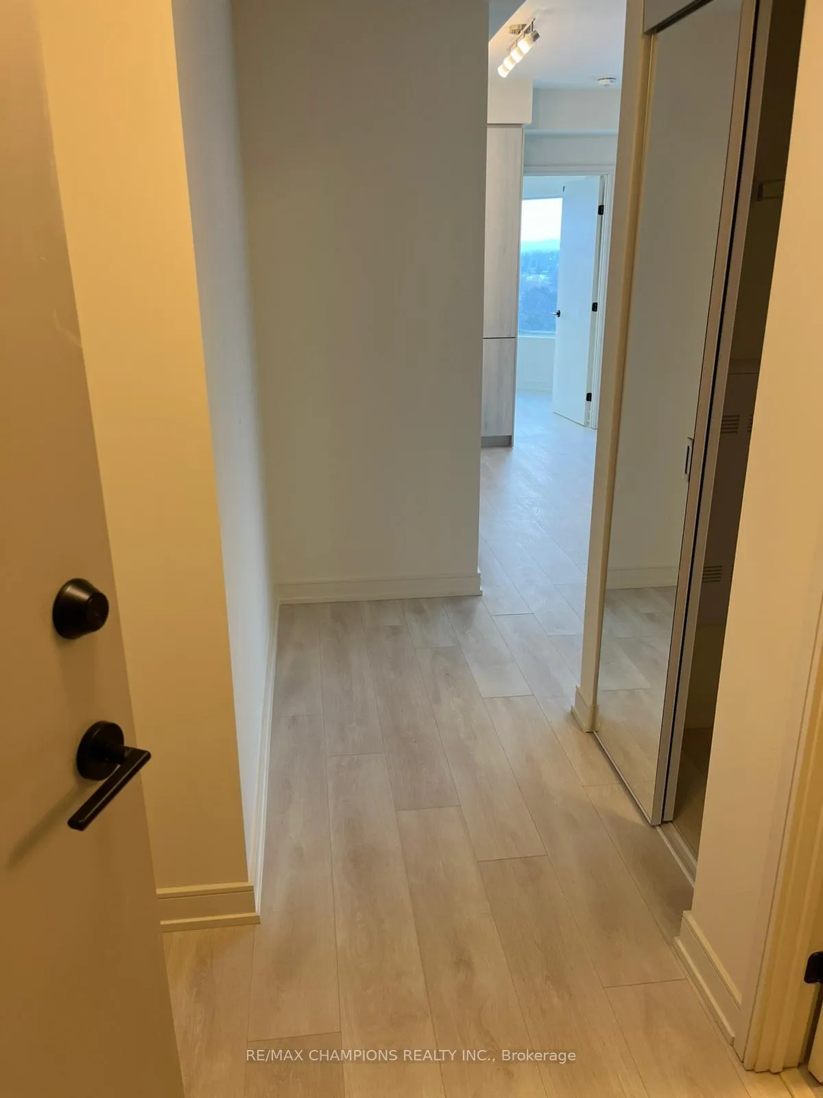 Photo 11 of Unit 802, 8020 Derry Road, Milton, Coates — HOMEH
